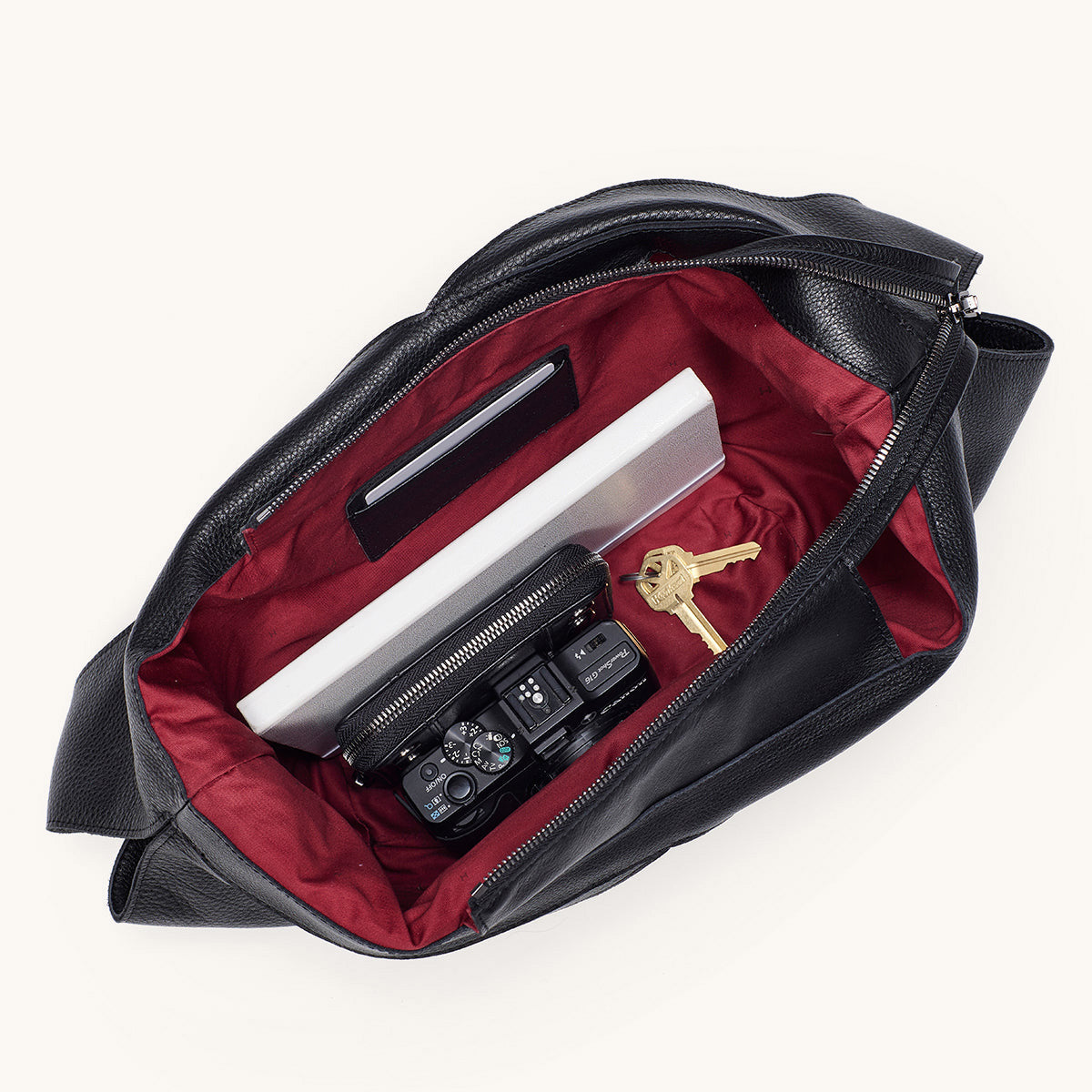 Tom-Zip-Black-Inside-View