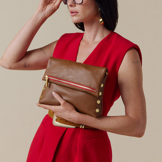 VIP | Mahogany Pebble/Brushed Gold Red Zip | Med