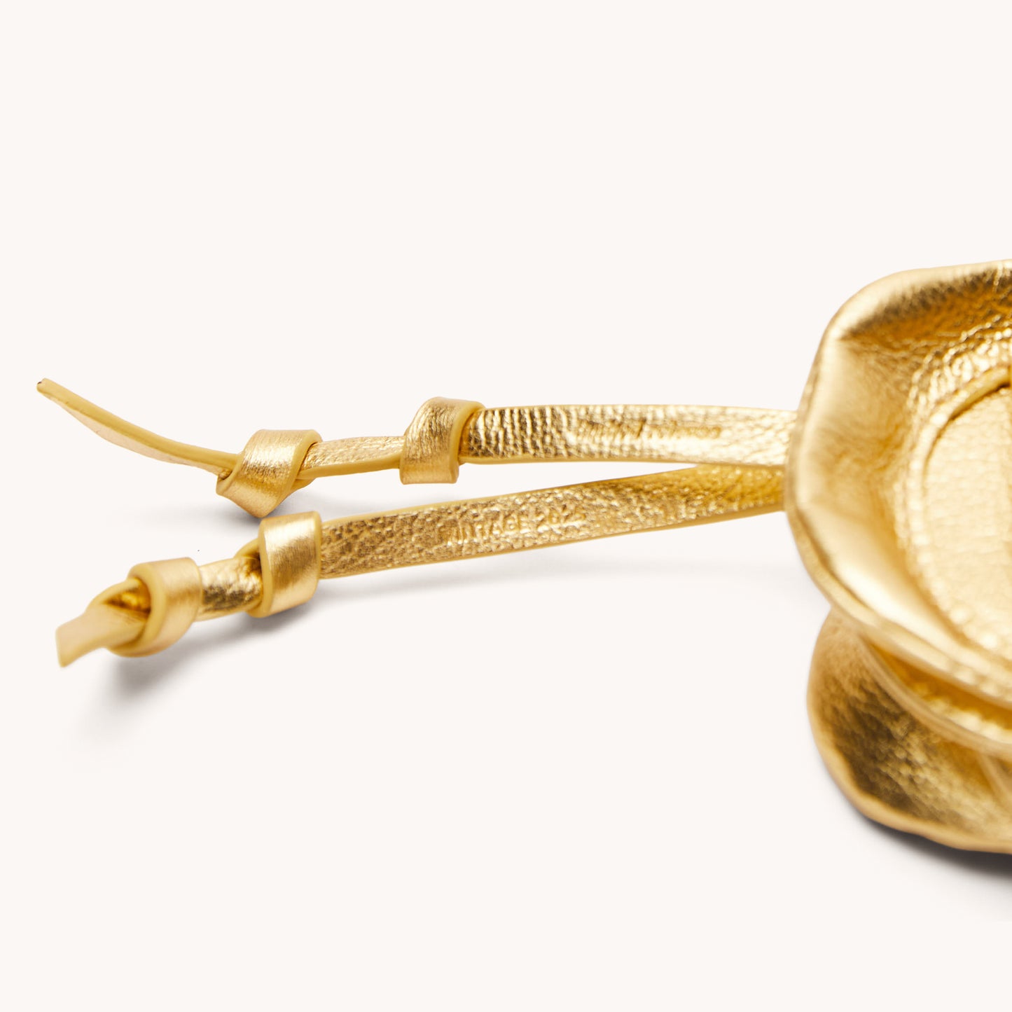 Vince Floral Charm | Gala Gold/Gold
