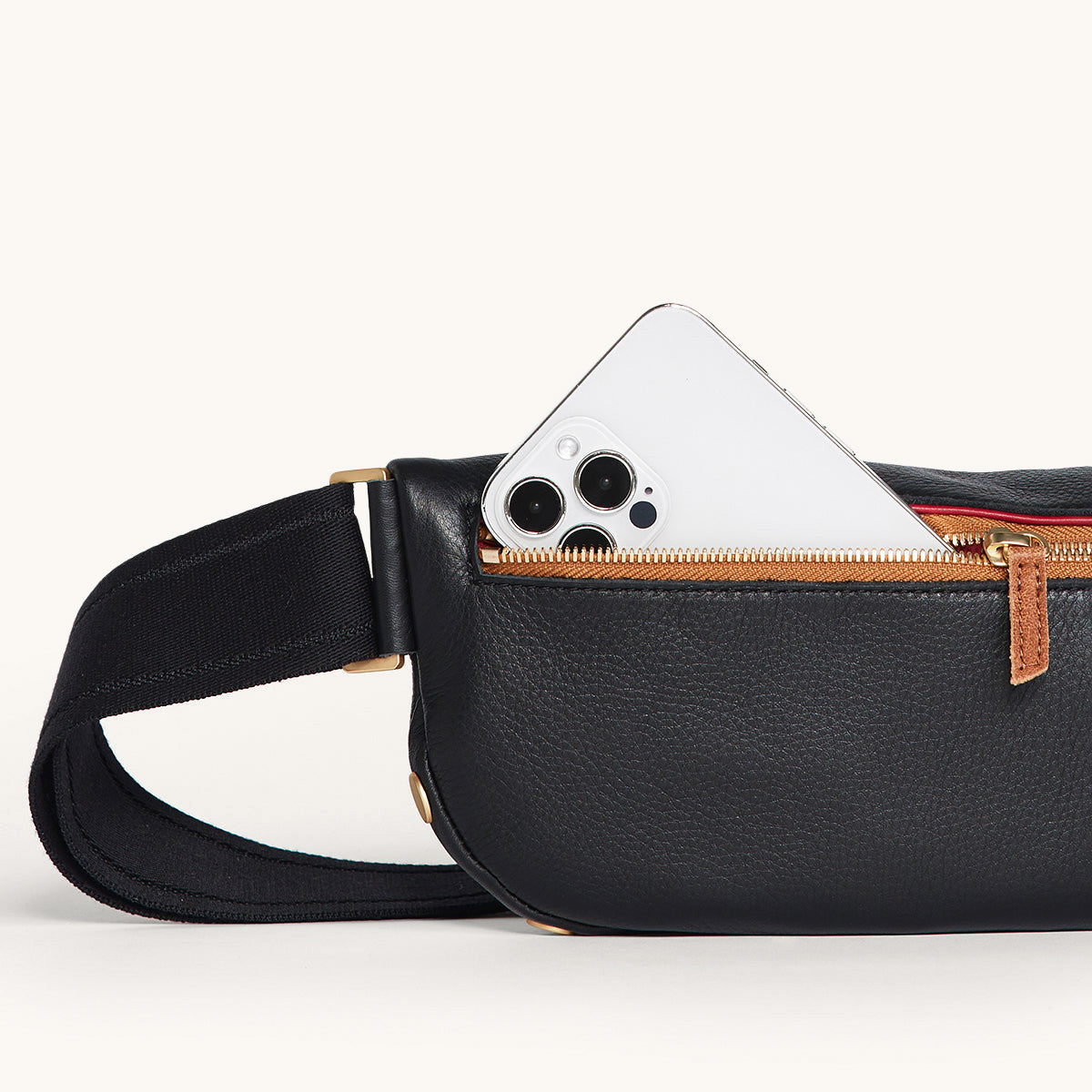 Charles-Crossbody-Med-North-End-Back-Detail