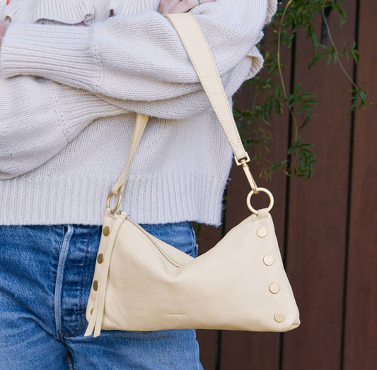 Kyle-Dawn-BG-model-view-1