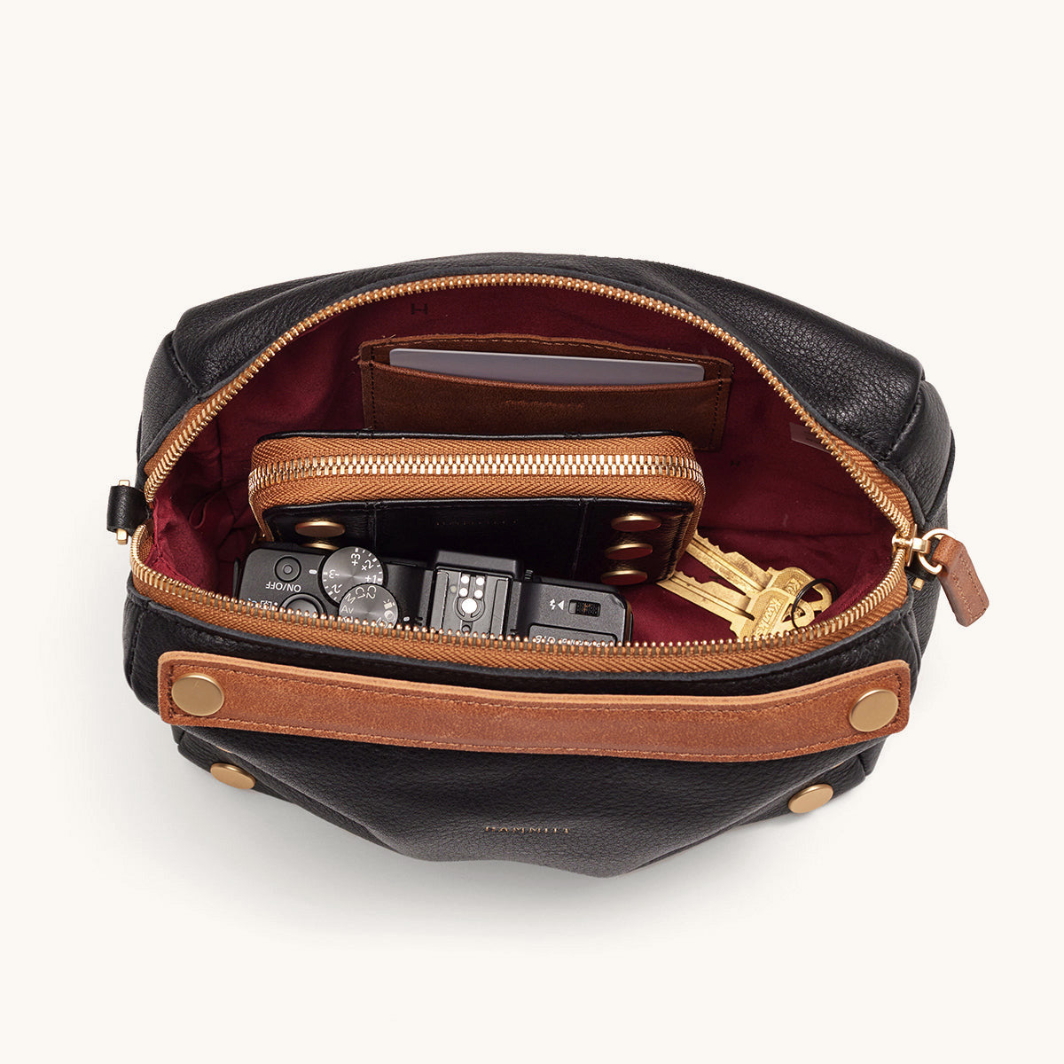 Evan-Crossbody-Sml-North-End-Interior-View
