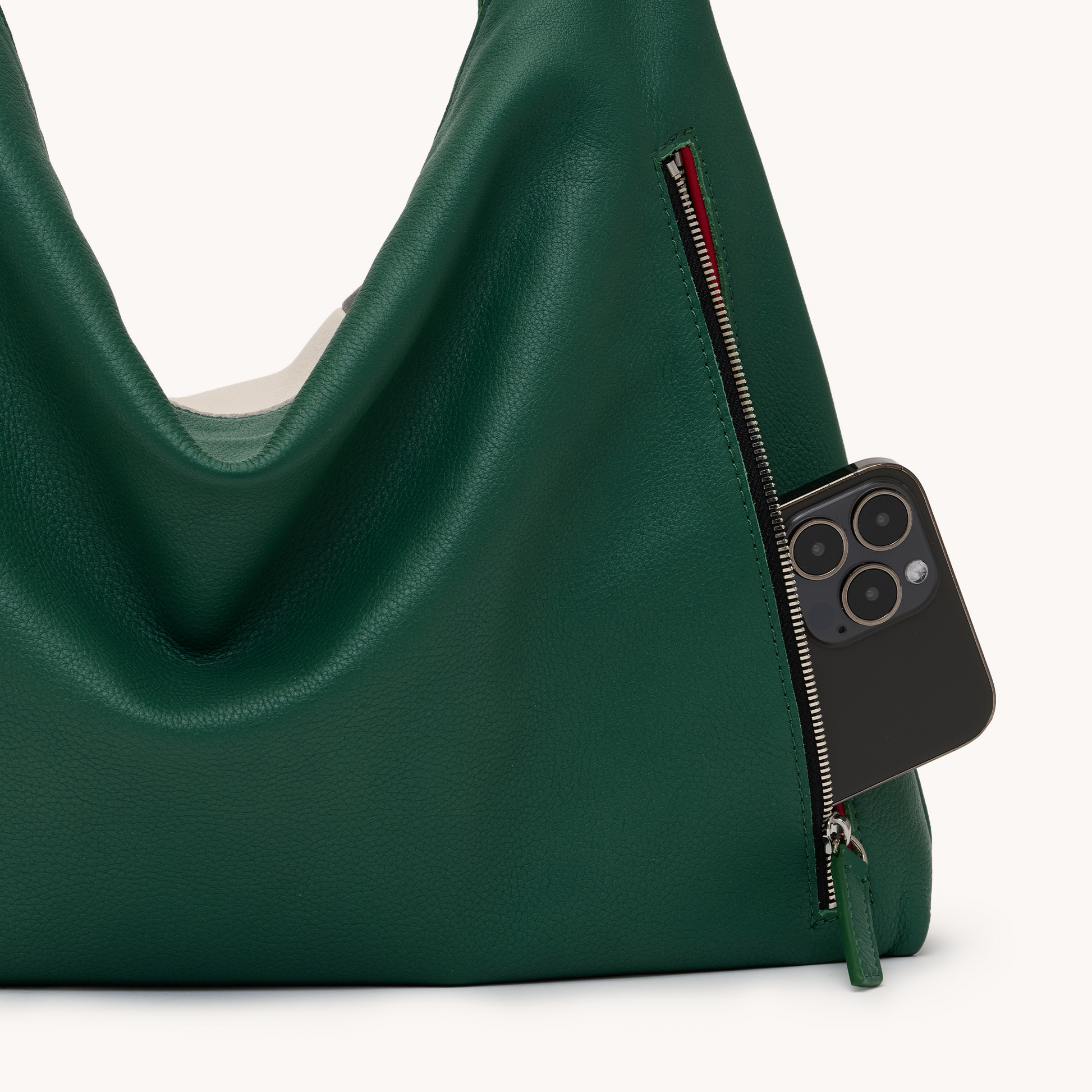 Kyle-Lrg-Clubhouse-Stripe-S-Detail-View