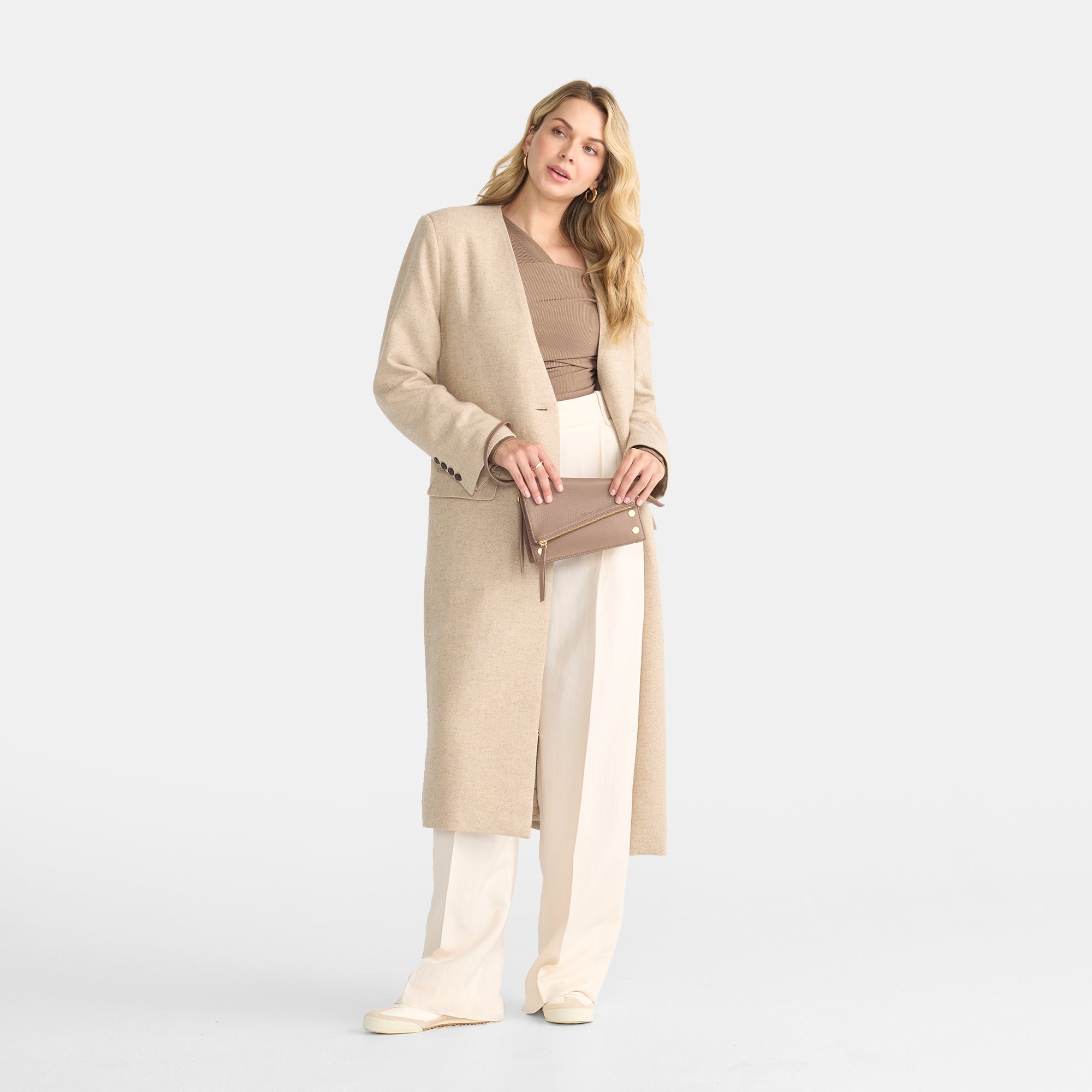 Curtis | Sculpted Taupe/Brushed Gold 840220514587 – HAMMITT