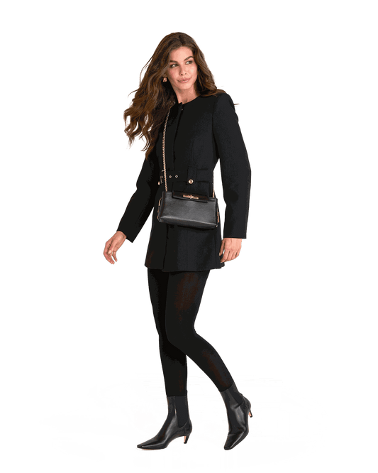 Model height is 5'9.5''