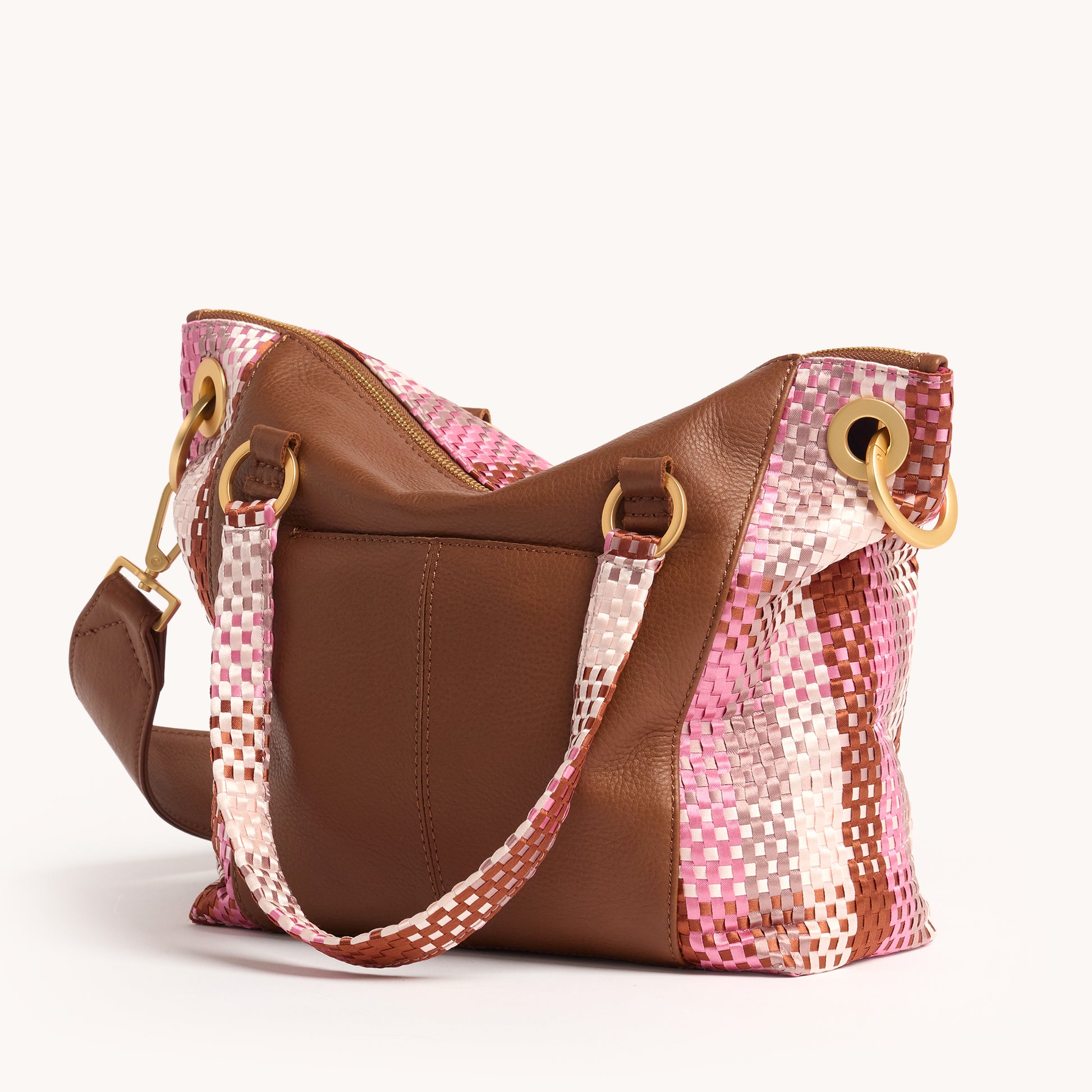 Daniel-Med-Ribbon-Weave-BG-Detail-View