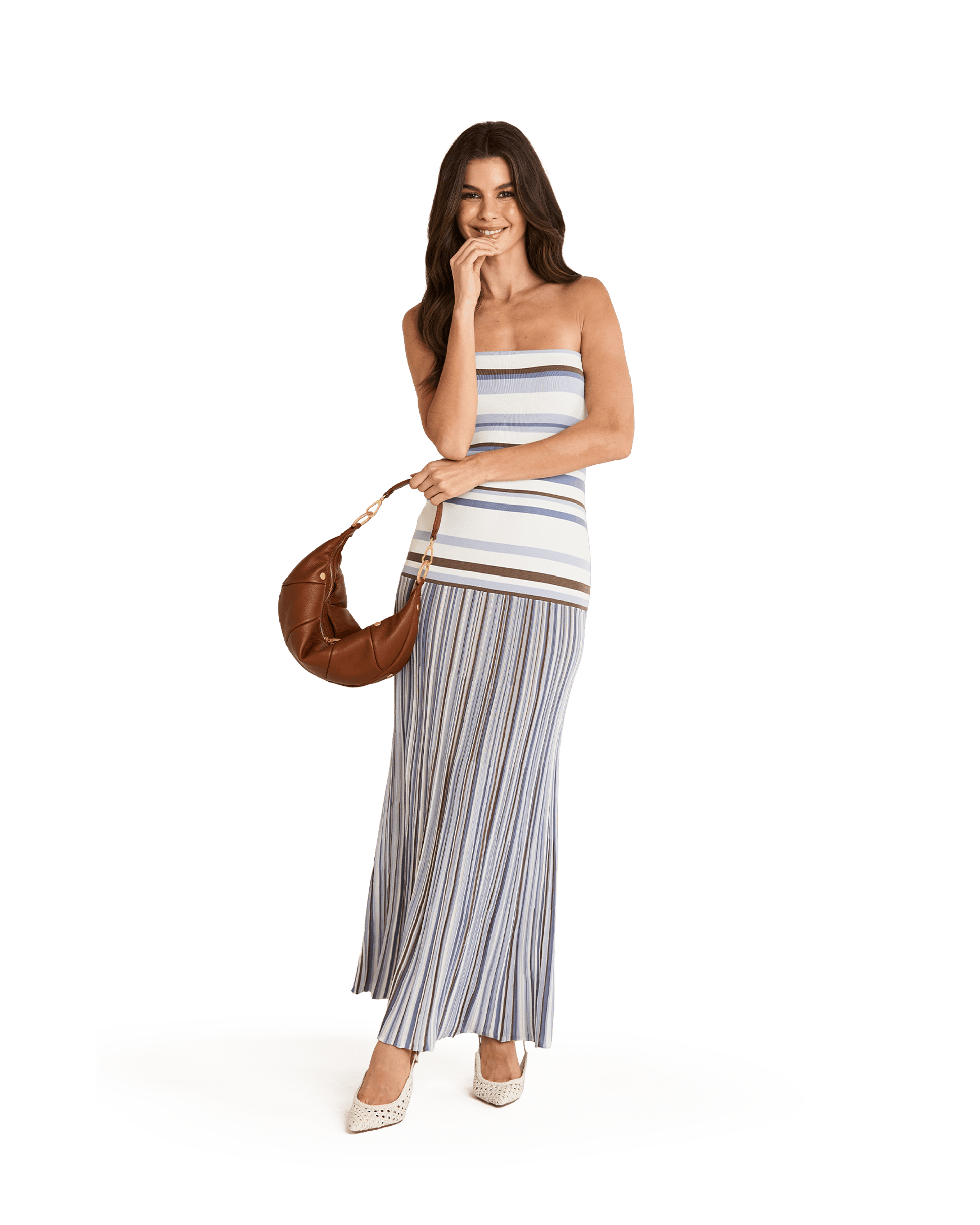 Model height is 5'9.5''