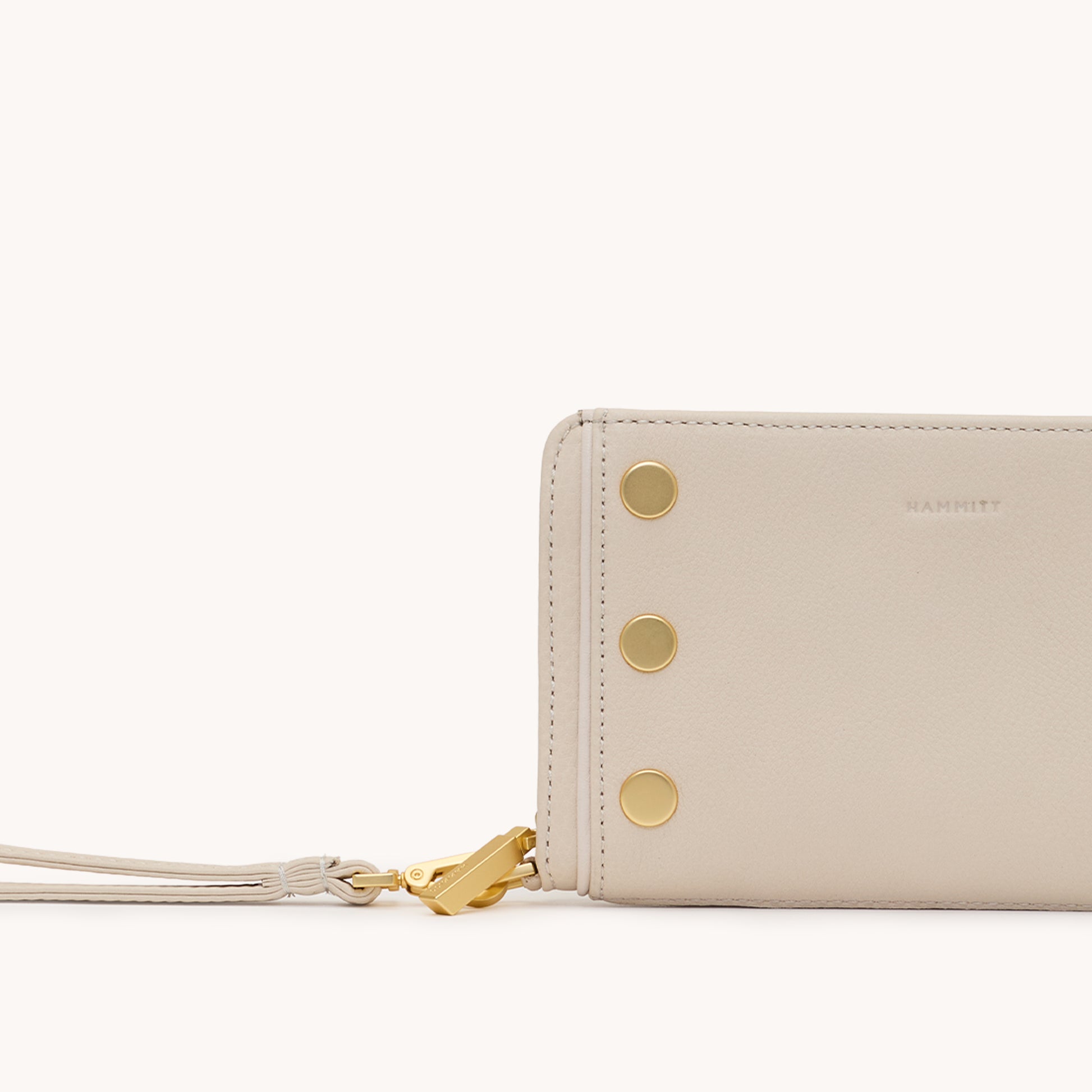 Bryant-Wallet-Catamaran-Cream-BG-Front-View-Detail