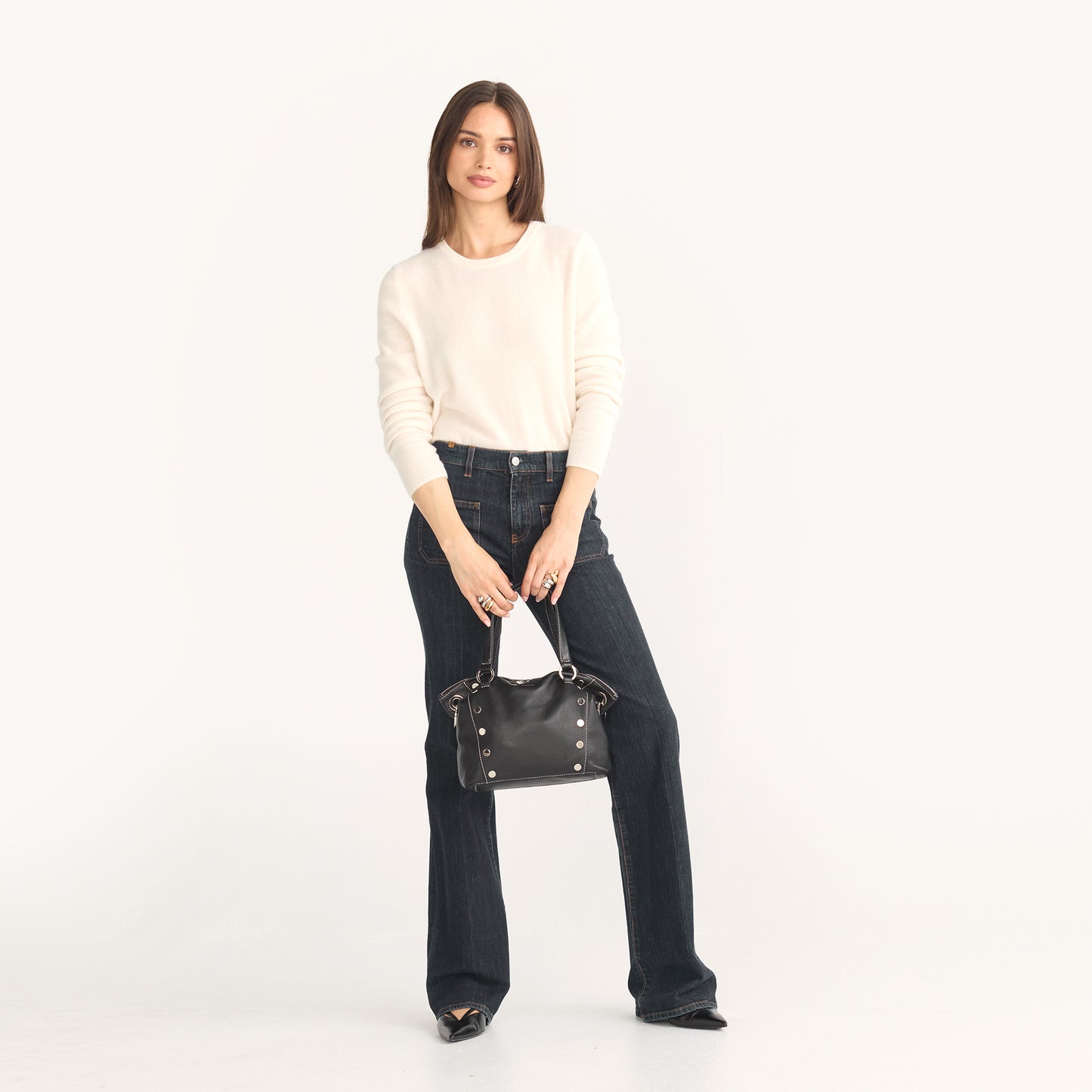 Daniel-Med-Tempo-Black-Model-View-3