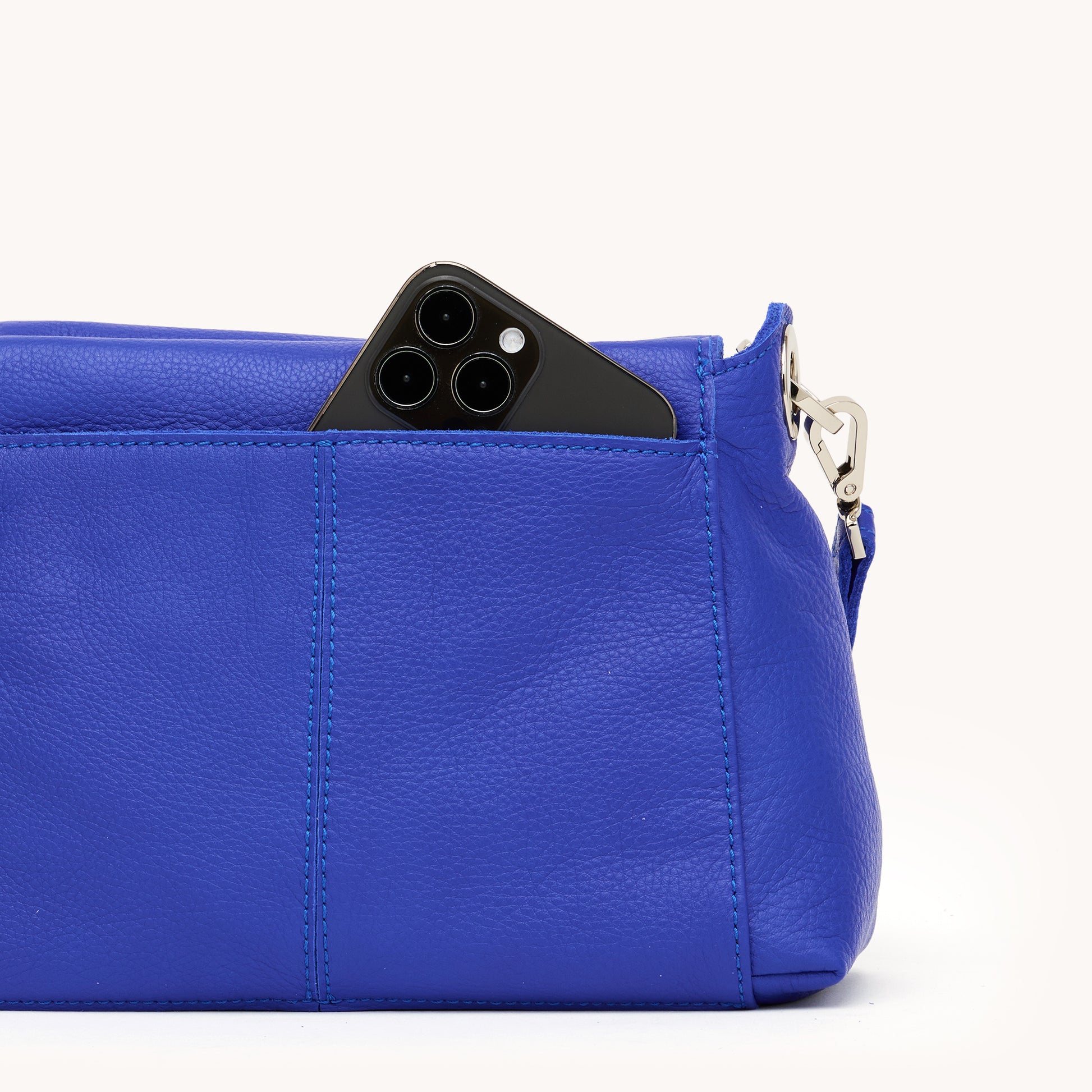 Bryant-Med-Deep-Water-Weave-S-Back-View