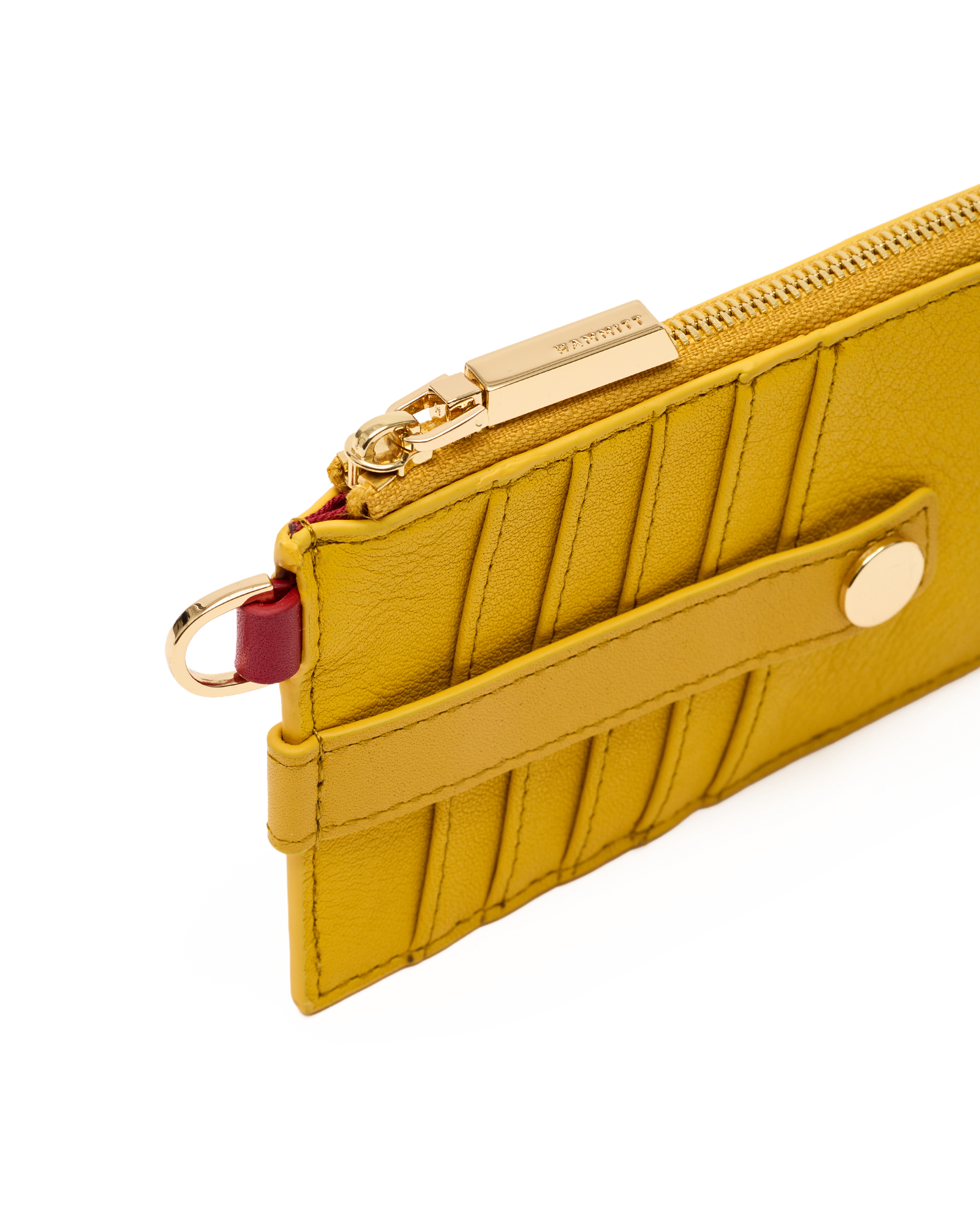 210-East-Double-Yellow-G-Detail-View