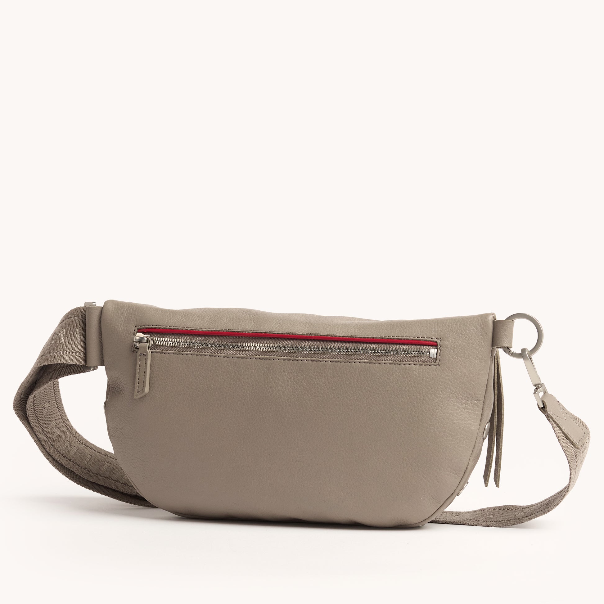 Charles-Crossbody-Lrg-Pewter-Pebble-BS-Detail-View