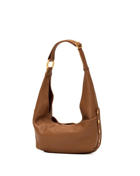 Tom-Zip-Med-Mahogany-Pebble-BG-Red-Zip-Front-View