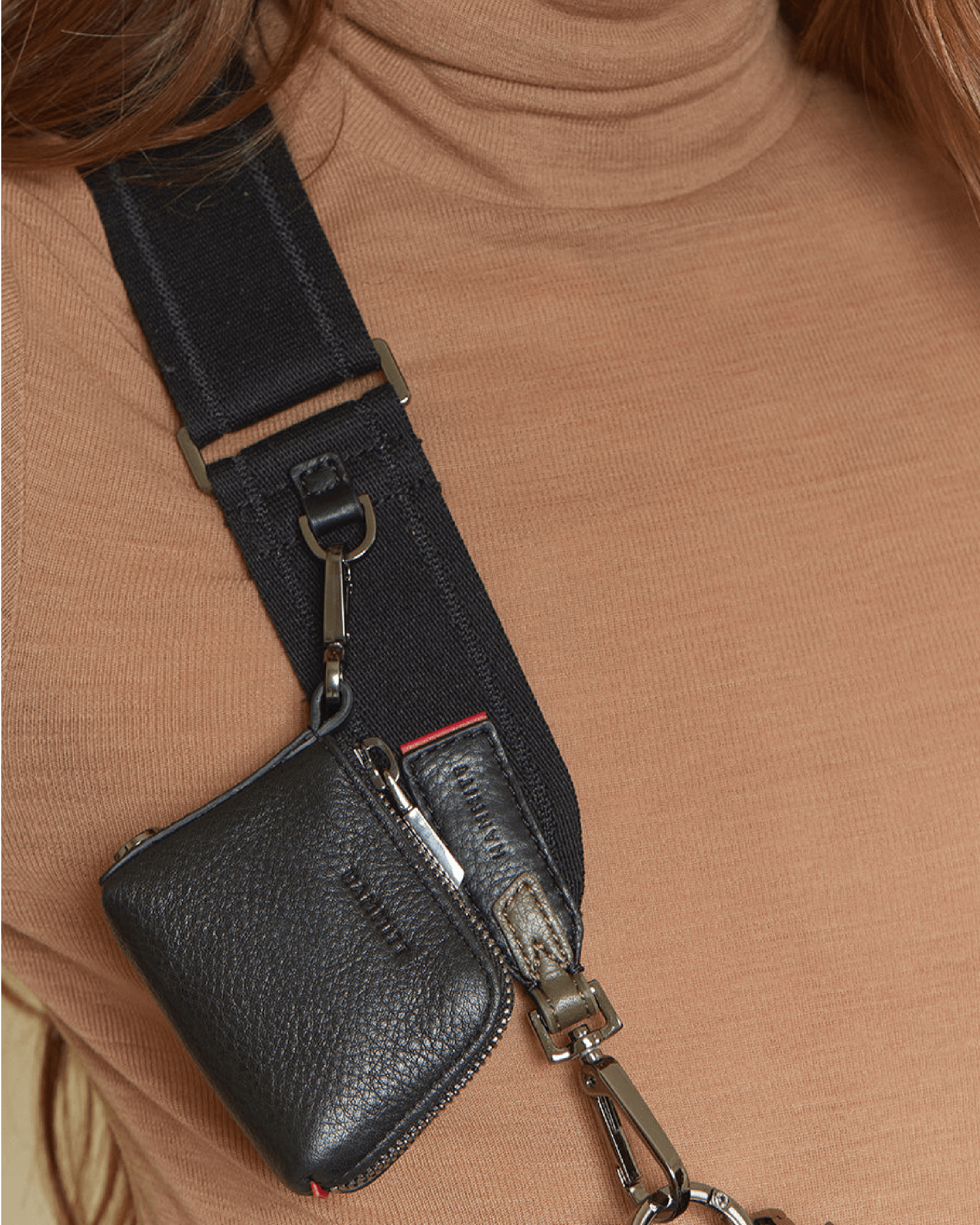 Black Friday: Syd Pouch Free Gift with $395+ Purchase – HAMMITT