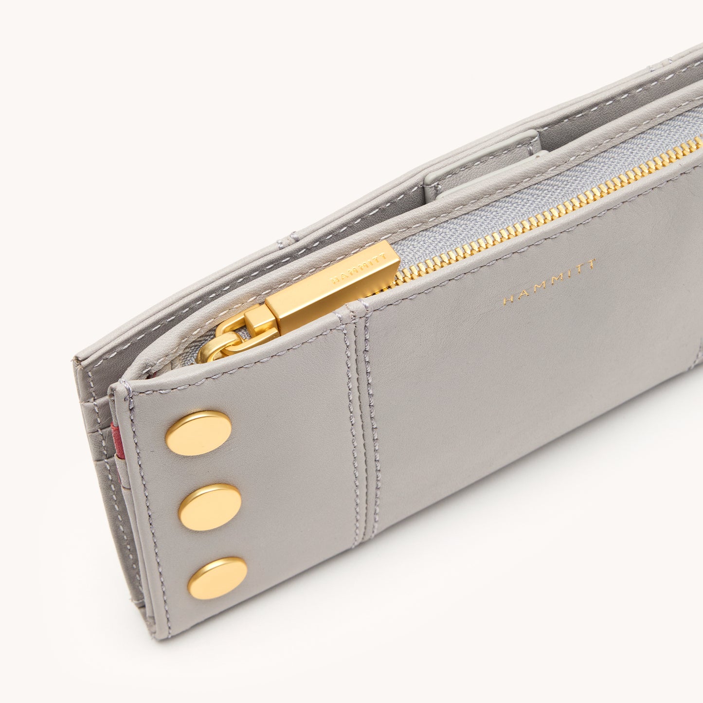 110-North-Stormy-BG-Front-View-Detail