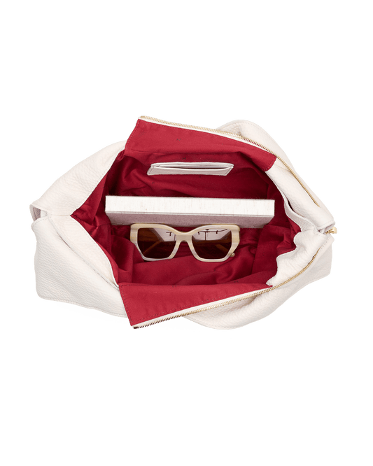 Tom-Zip-Calla-Lily-White-BG-Inside-View