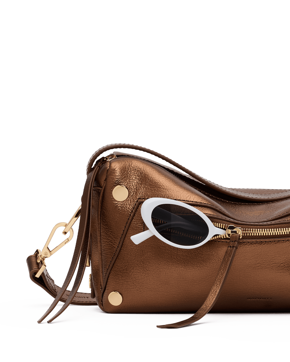 Doxie-Med-Bronze-G-Front-View-Detail