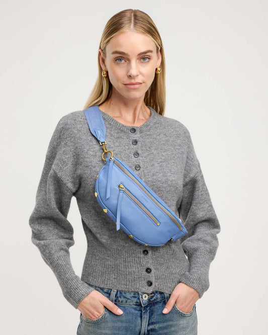 Charles-Crossbody-Med-Highlands-Blue-AG-Model-View