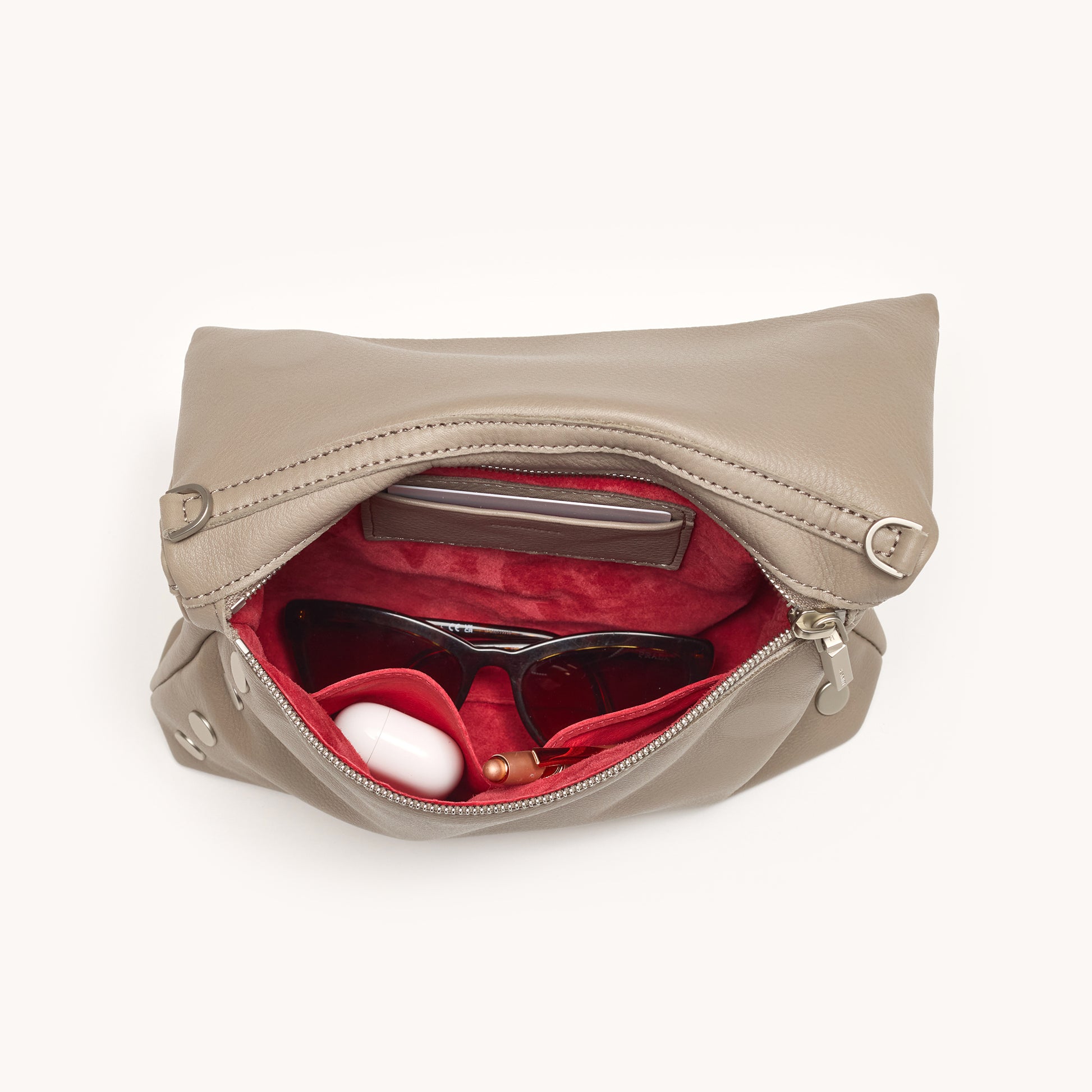 VIP-Med-Pewter-Pebble-BS-Inside-View