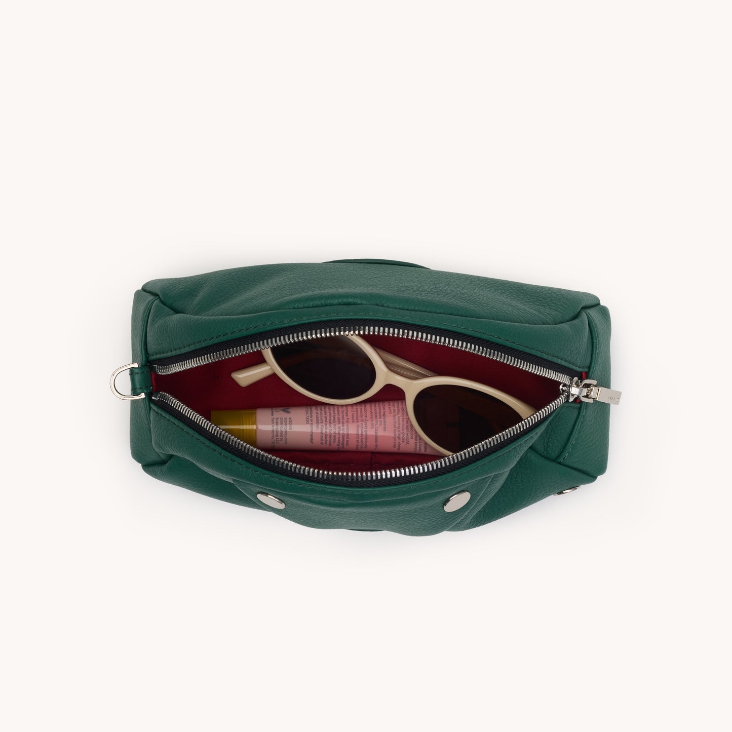 Shelley-Pouch-Clubhouse-S-Inside-View