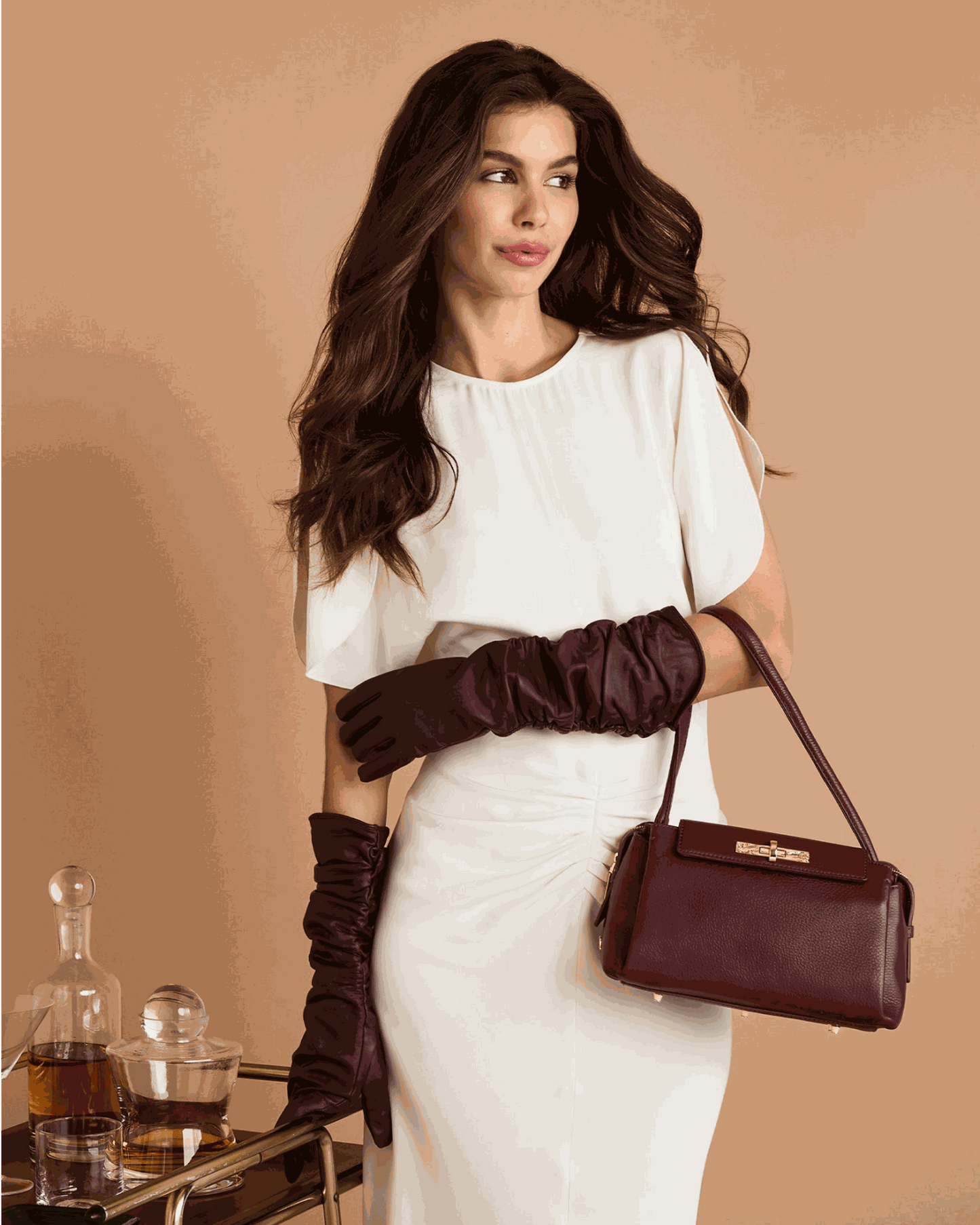Charlotte-Med-Cherrywood-Pebble-G-Model-View-4