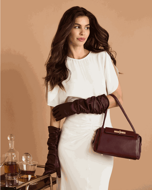 Charlotte-Med-Cherrywood-Pebble-G-Model-View-4
