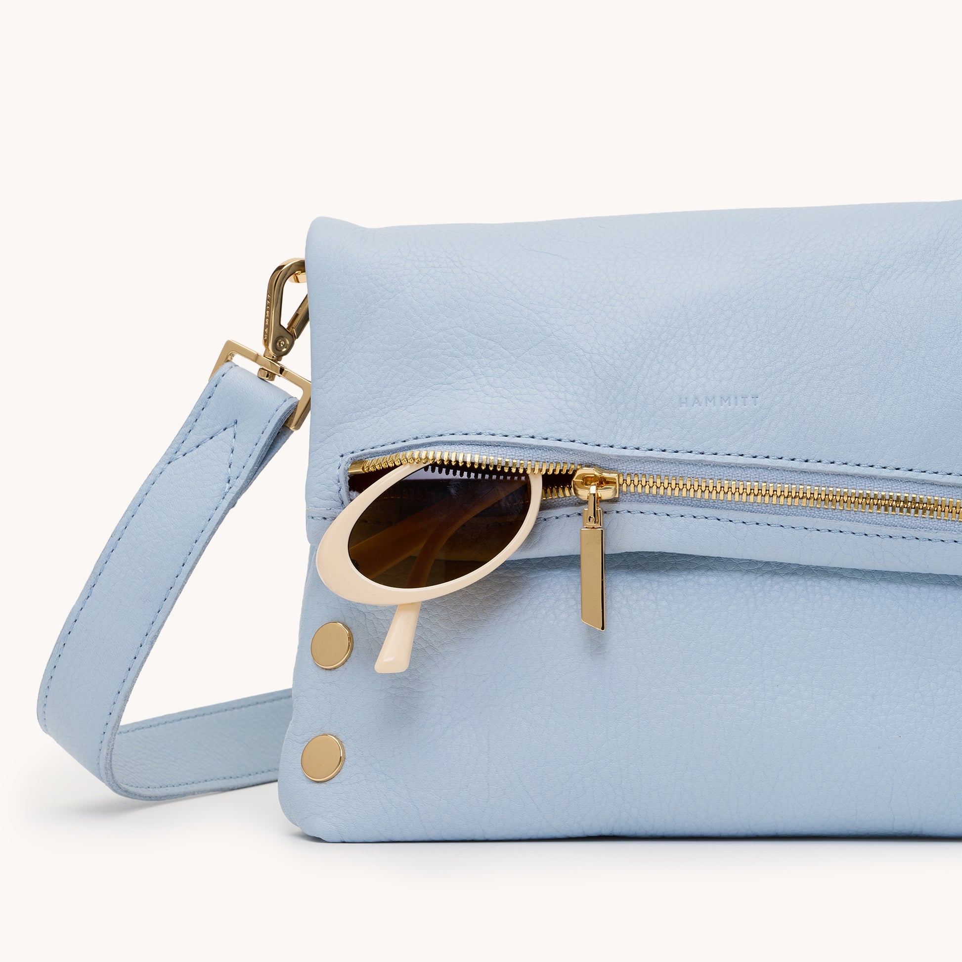 VIP-Med-Hazy-Blue-G-Front-View-Detail