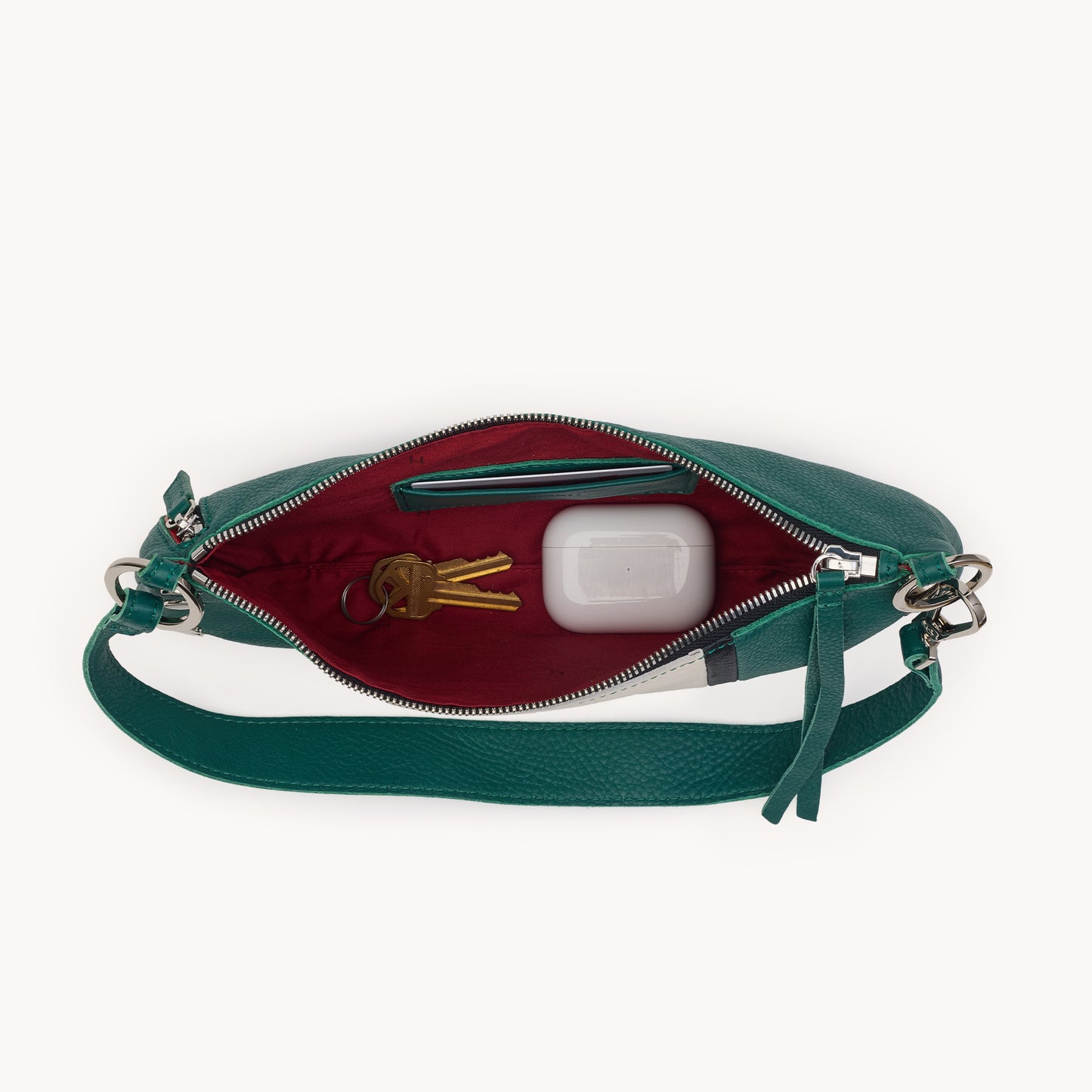 Kyle-Clubhouse-Stripe-S-Inside-View