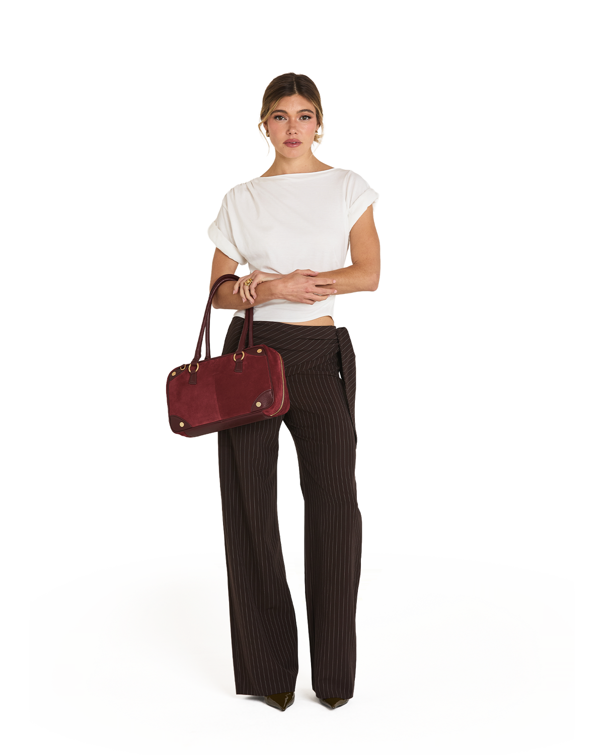 Meredith-Med-Cherrywood-Suede-BG-Model-View-2