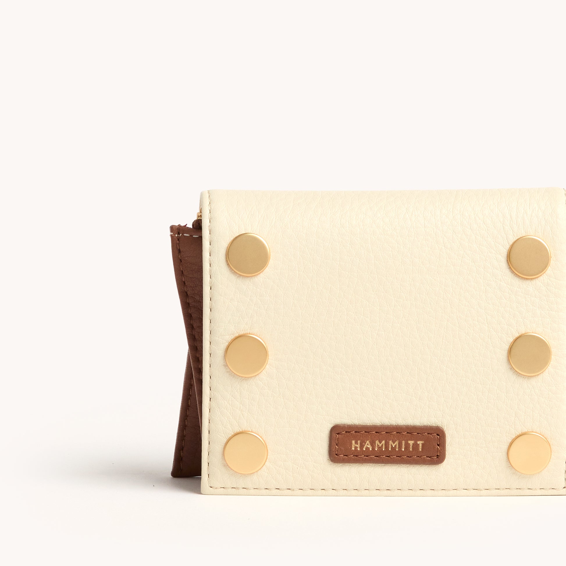 Allen-Wallet-Courtyard-Cream-BG-Back-View