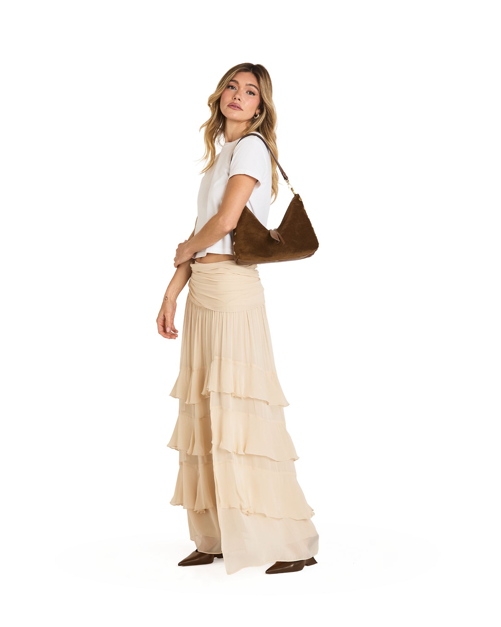 Model height is 5'9''