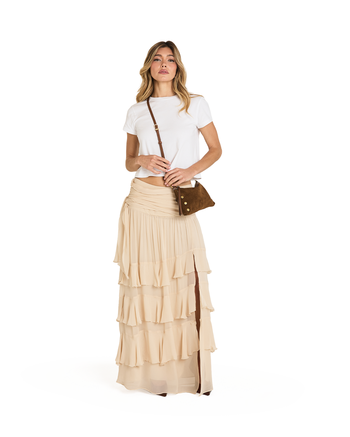 Model height is 5'9''