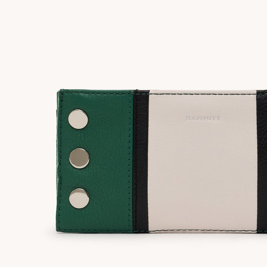 110-North-Clubhouse-Stripe-S-Front-View-Detail