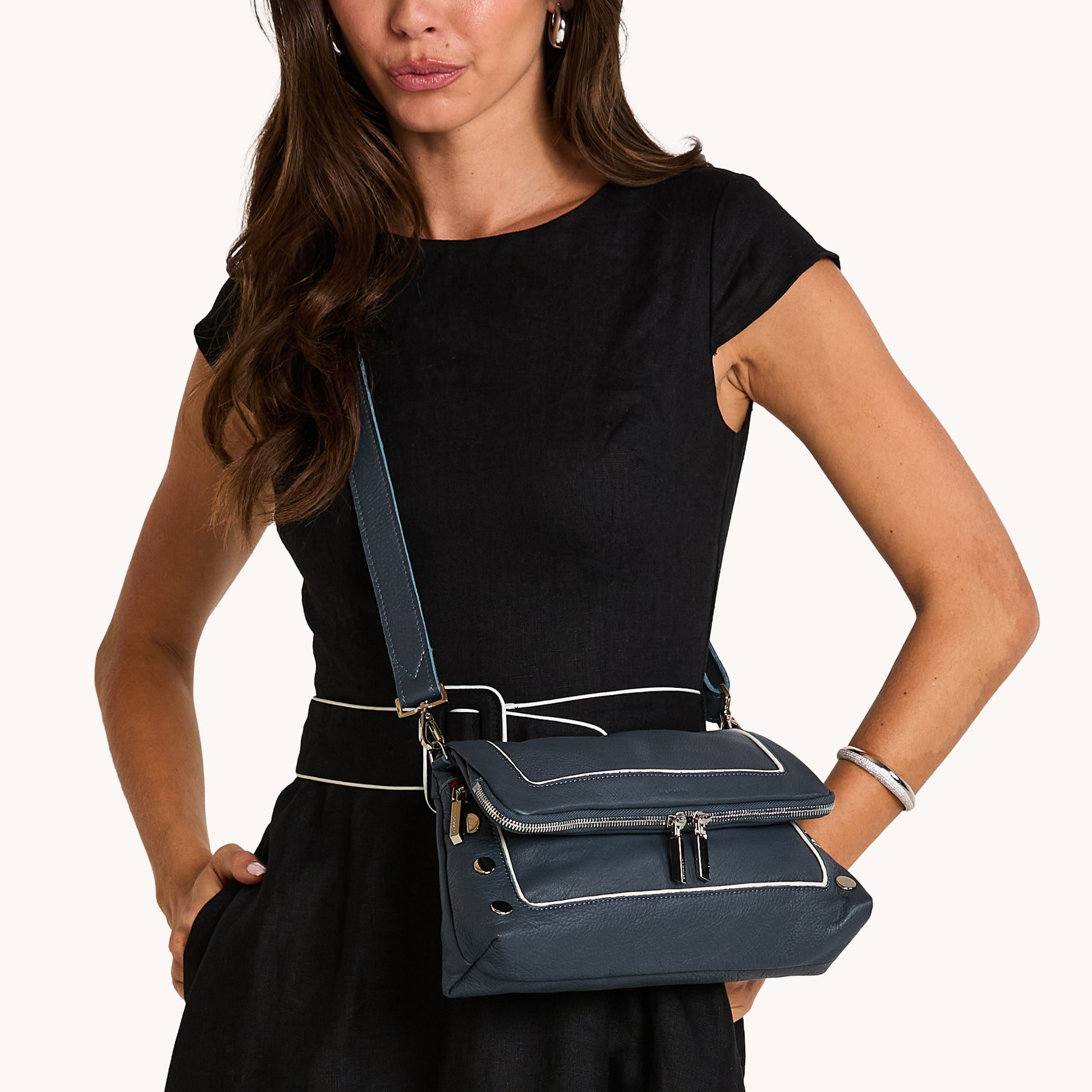 Beverly-Med-Nautical-Navy-S-Model-View-3