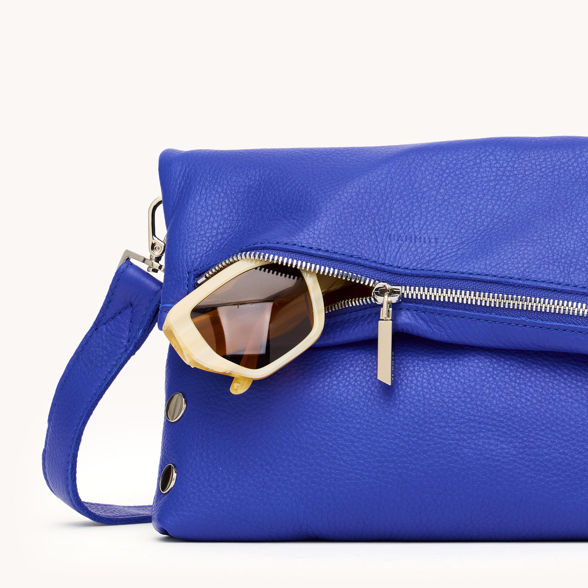 VIP-Med-Deep-Water-S-Back-View