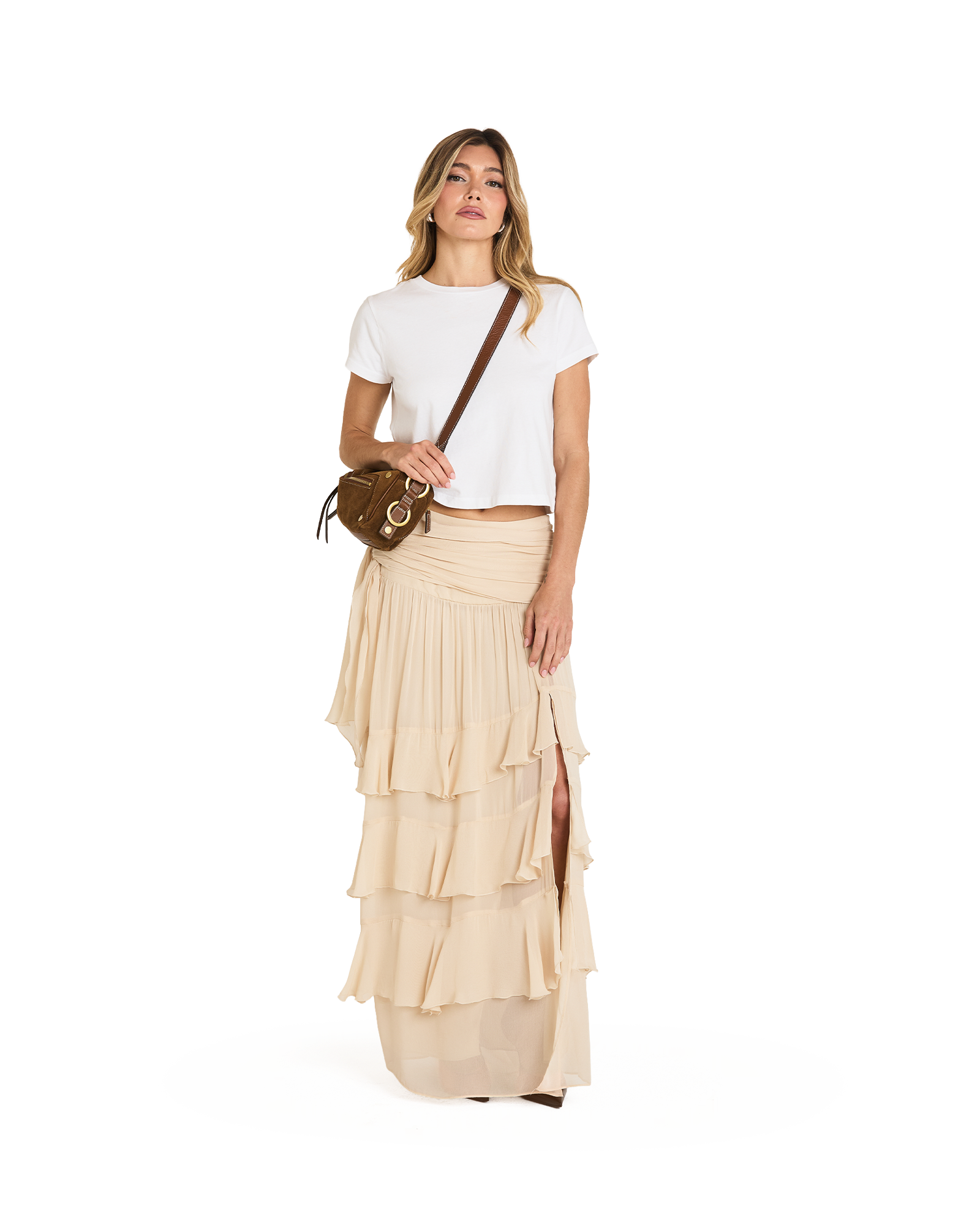 Model height is 5'9''
