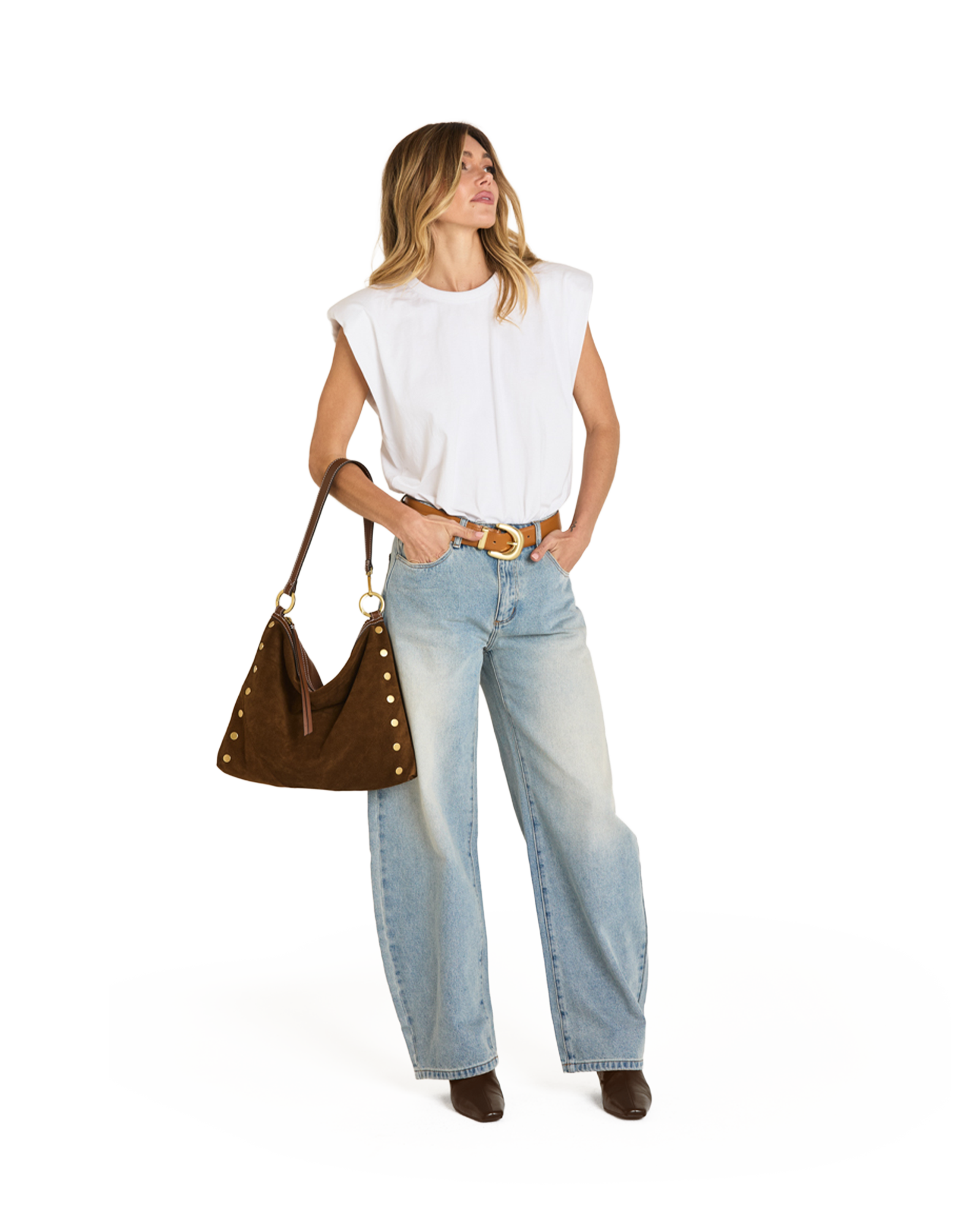 Model height is 5'9''