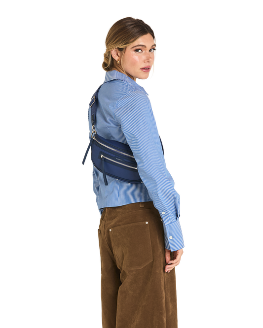 Charles-Crossbody-Med-Power-Lunch-S-Model-View