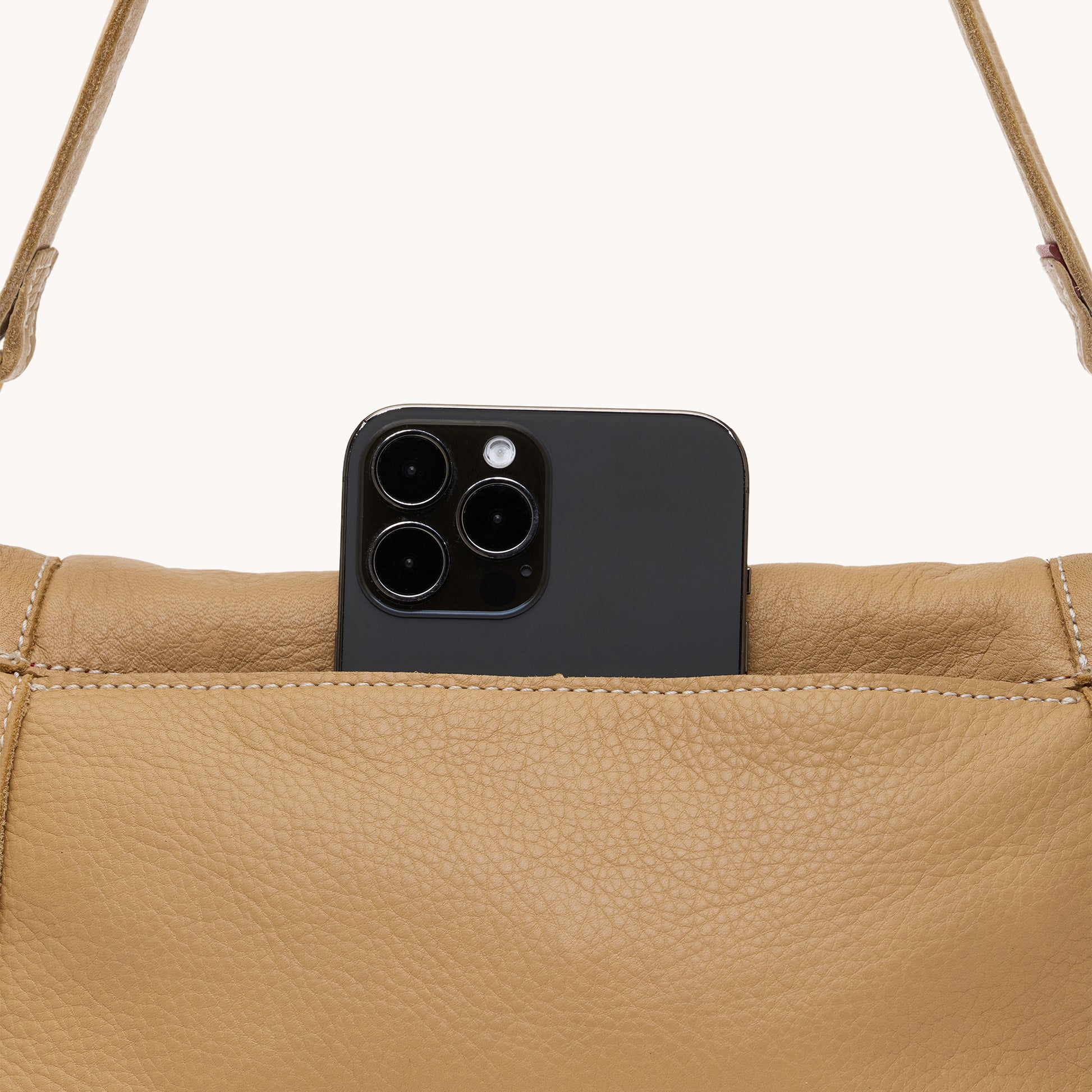 Beverly-Med-Toasty-Sand-BG-Back-View-Detail