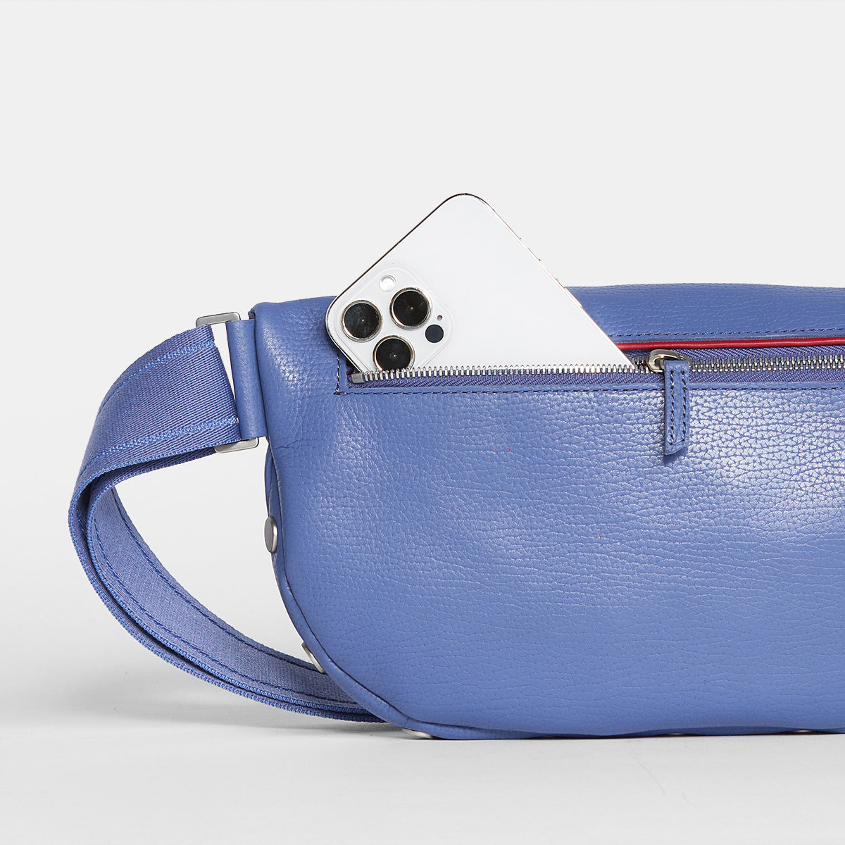 Charles-Crossbody-Lrg-Bungalow-Blue-Front-View-Detail