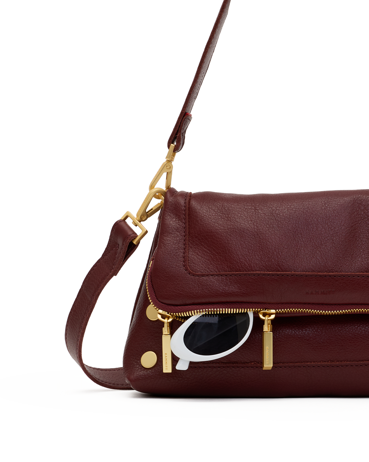 Beverly-Med-Cherrywood-Pebble-BG-Front-View-Detail