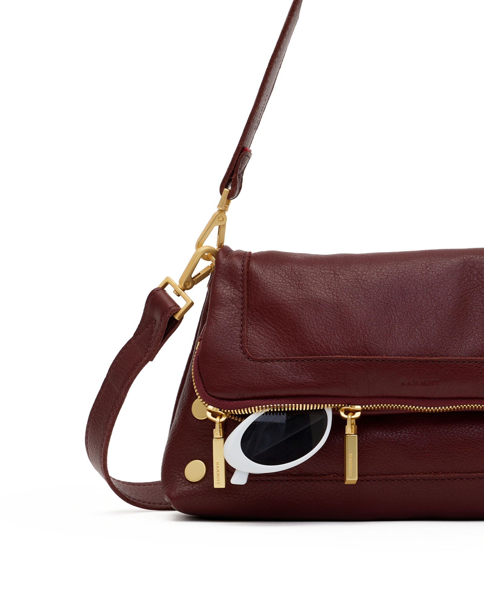 Beverly-Med-Cherrywood-Pebble-BG-Front-View-Detail