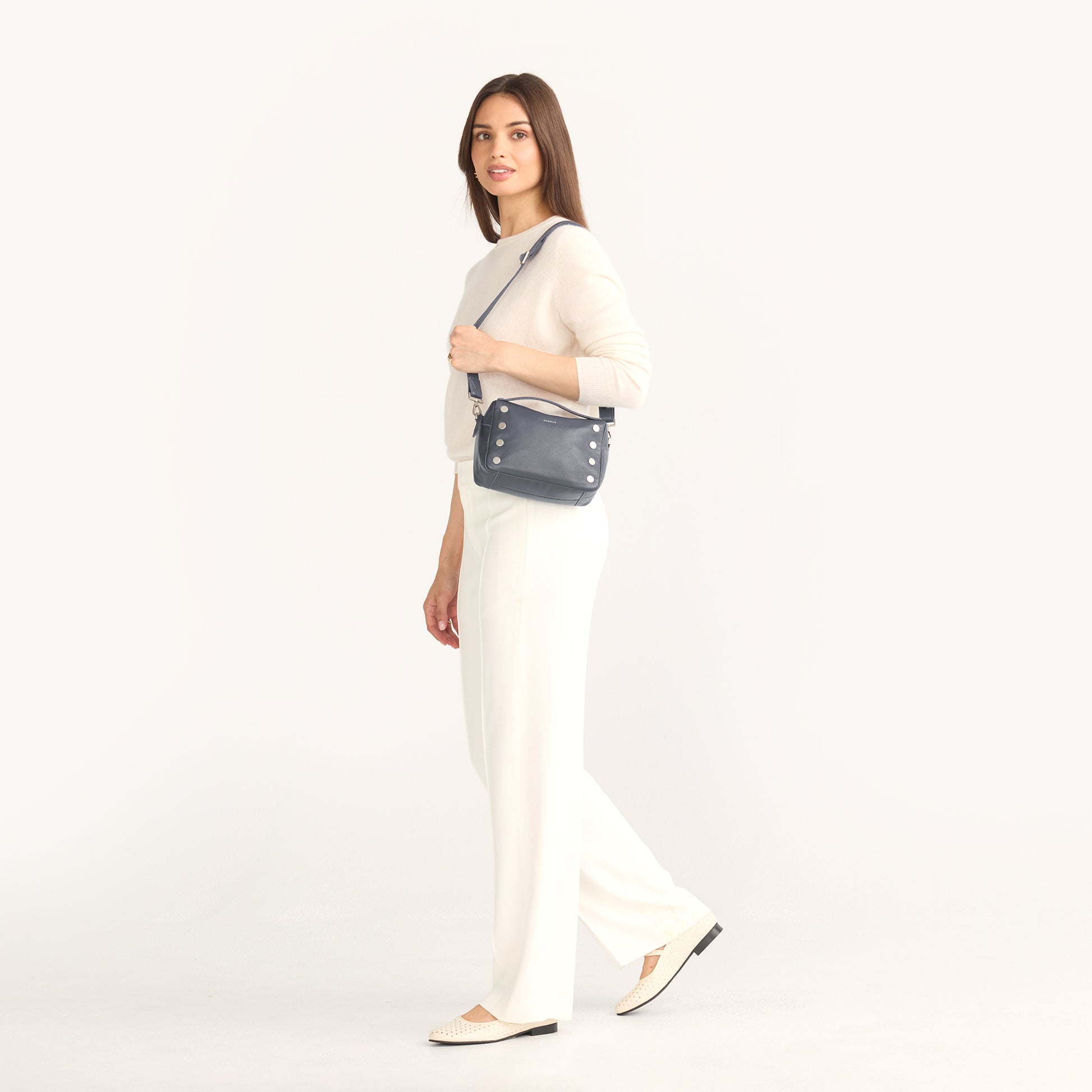 Model height is 5'8.5''