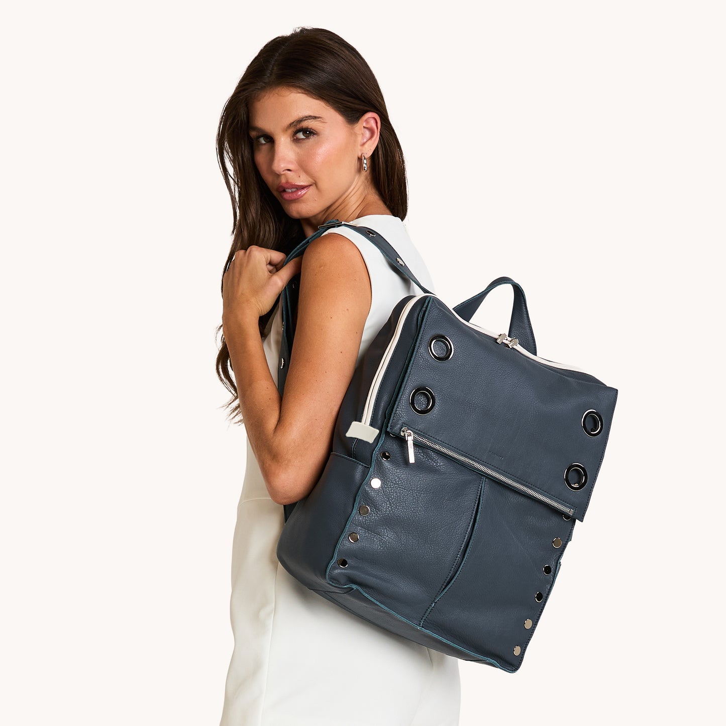 Montana-Backpack-XL-Nautical-Navy-S-Model-View