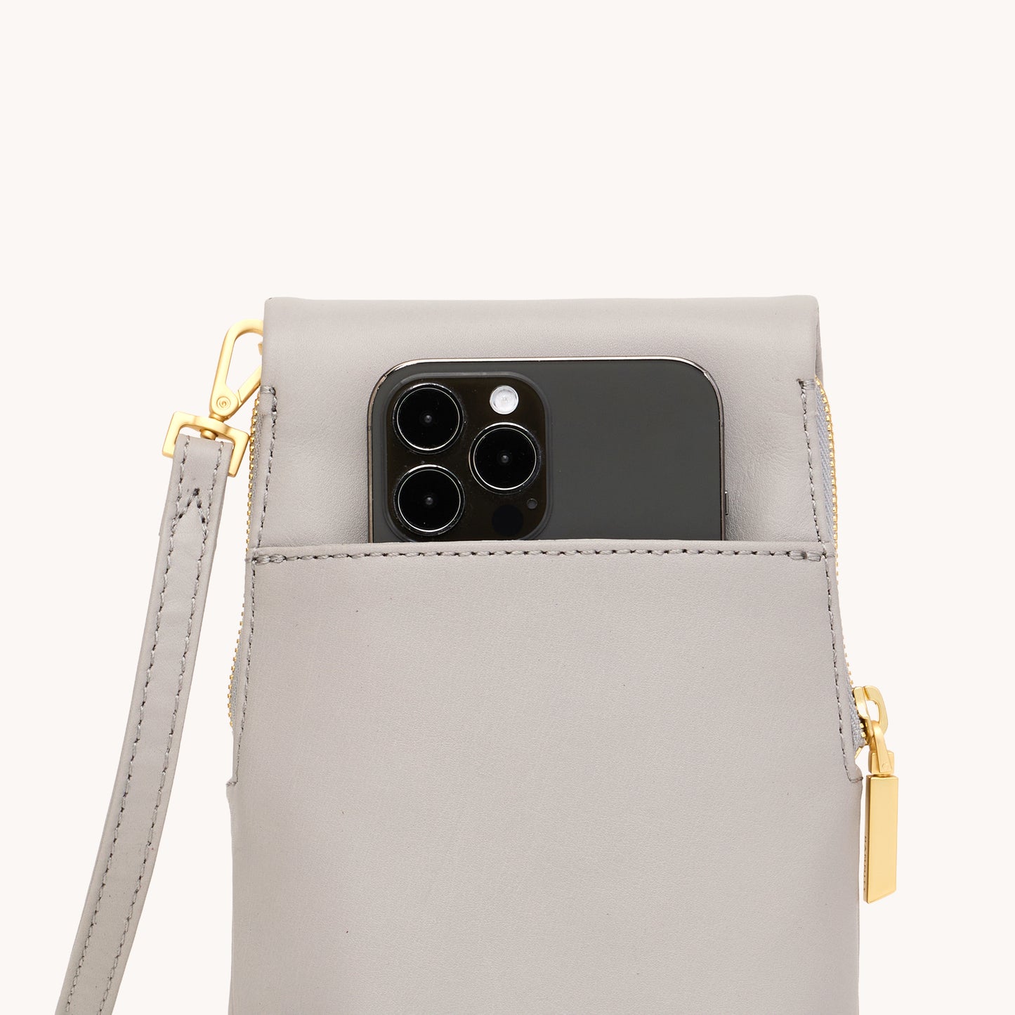 VIP-Mobile-Stormy-BG-Back-View