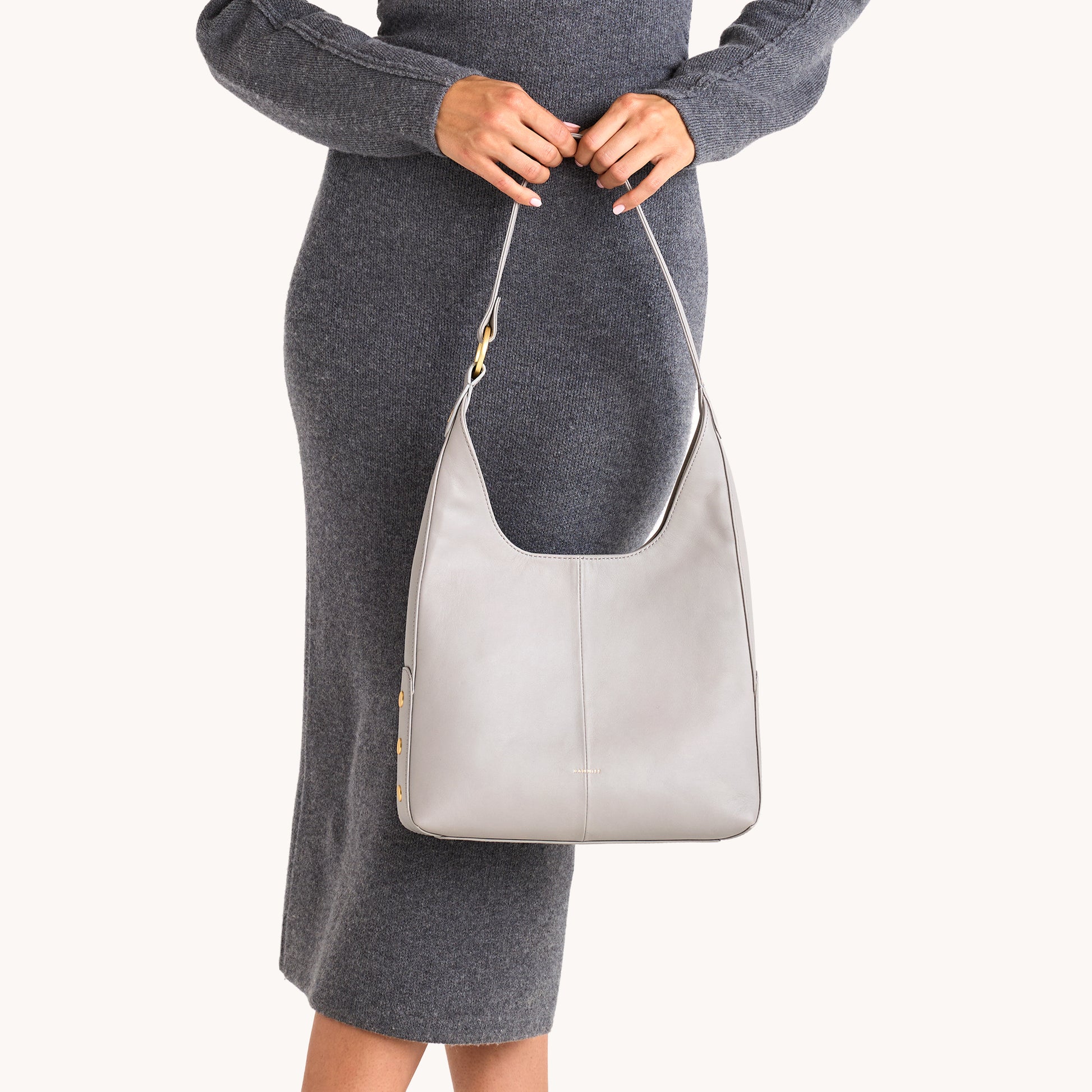 Tim-Med-Stormy-BG-Model-View