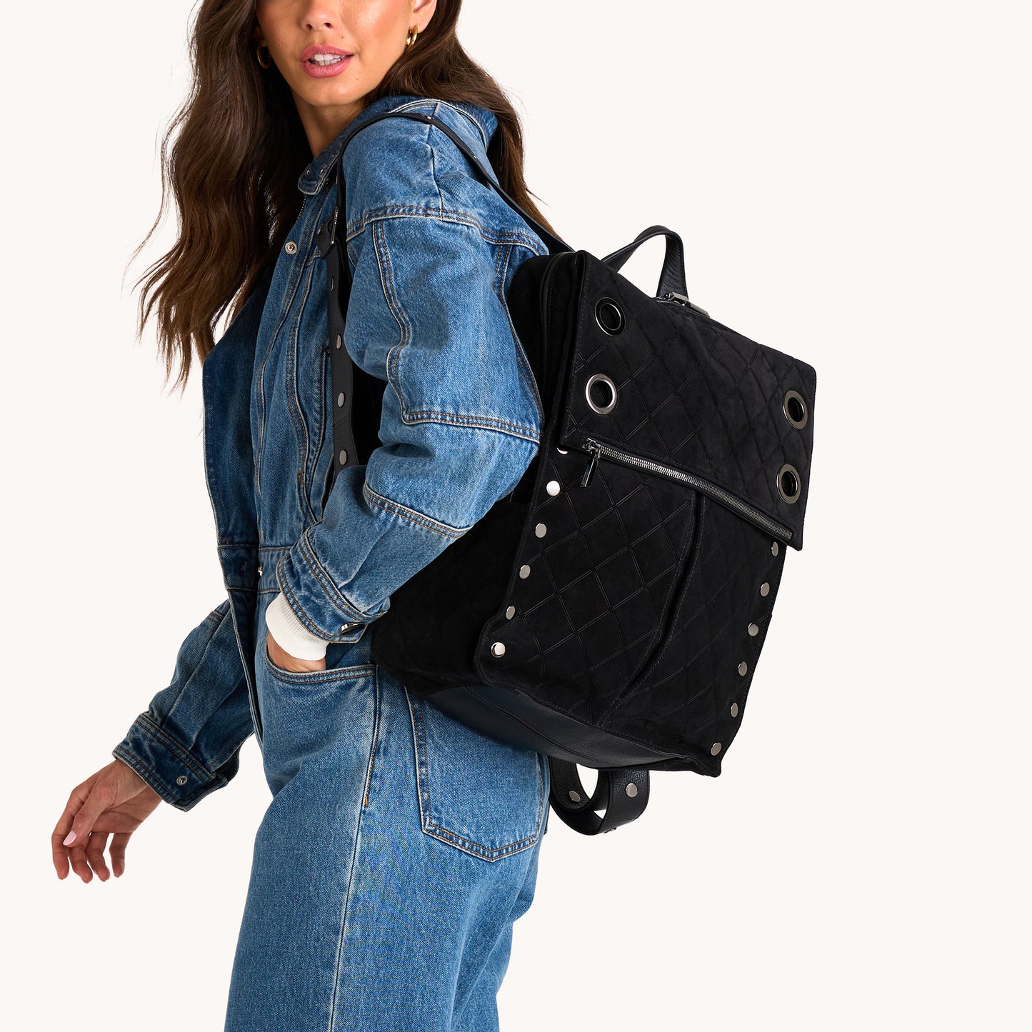 Montana-Backpack-XL-Noir-Diamond-S-GM-Model-View