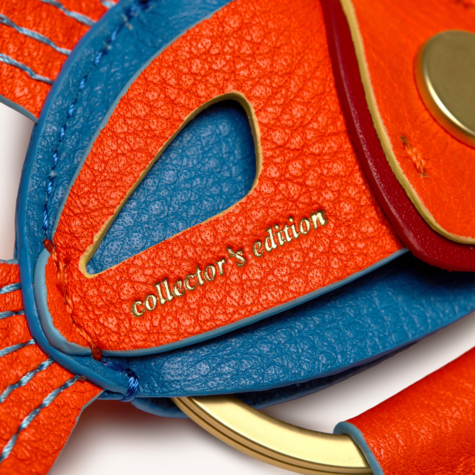 Marley-Keychain-Mai-Tai-BG-Crossbody-View