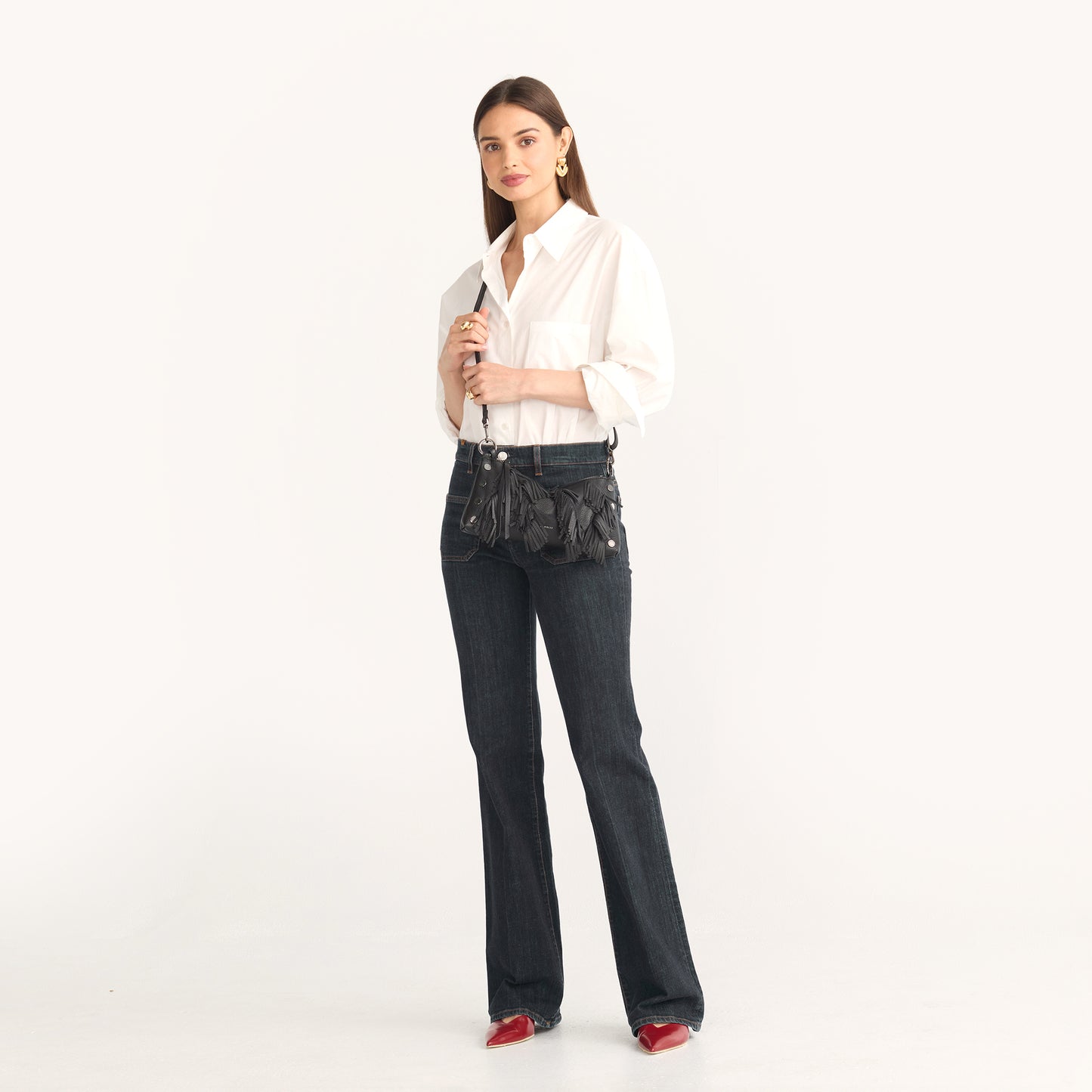 Model height is 5'8.5''