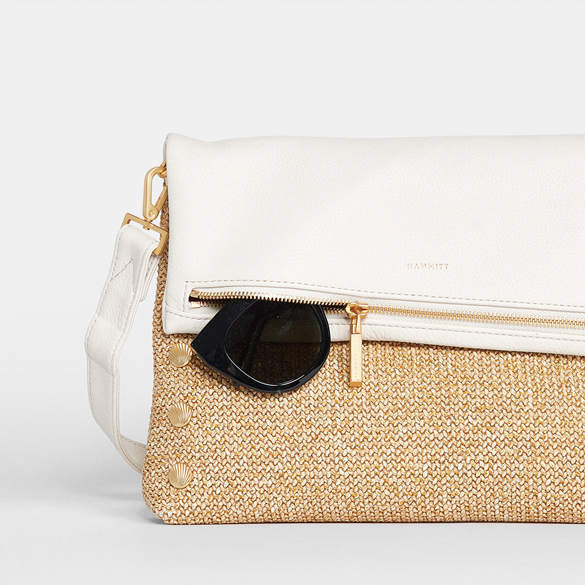 VIP-Lrg-Shell-White-Raffia-Back-View